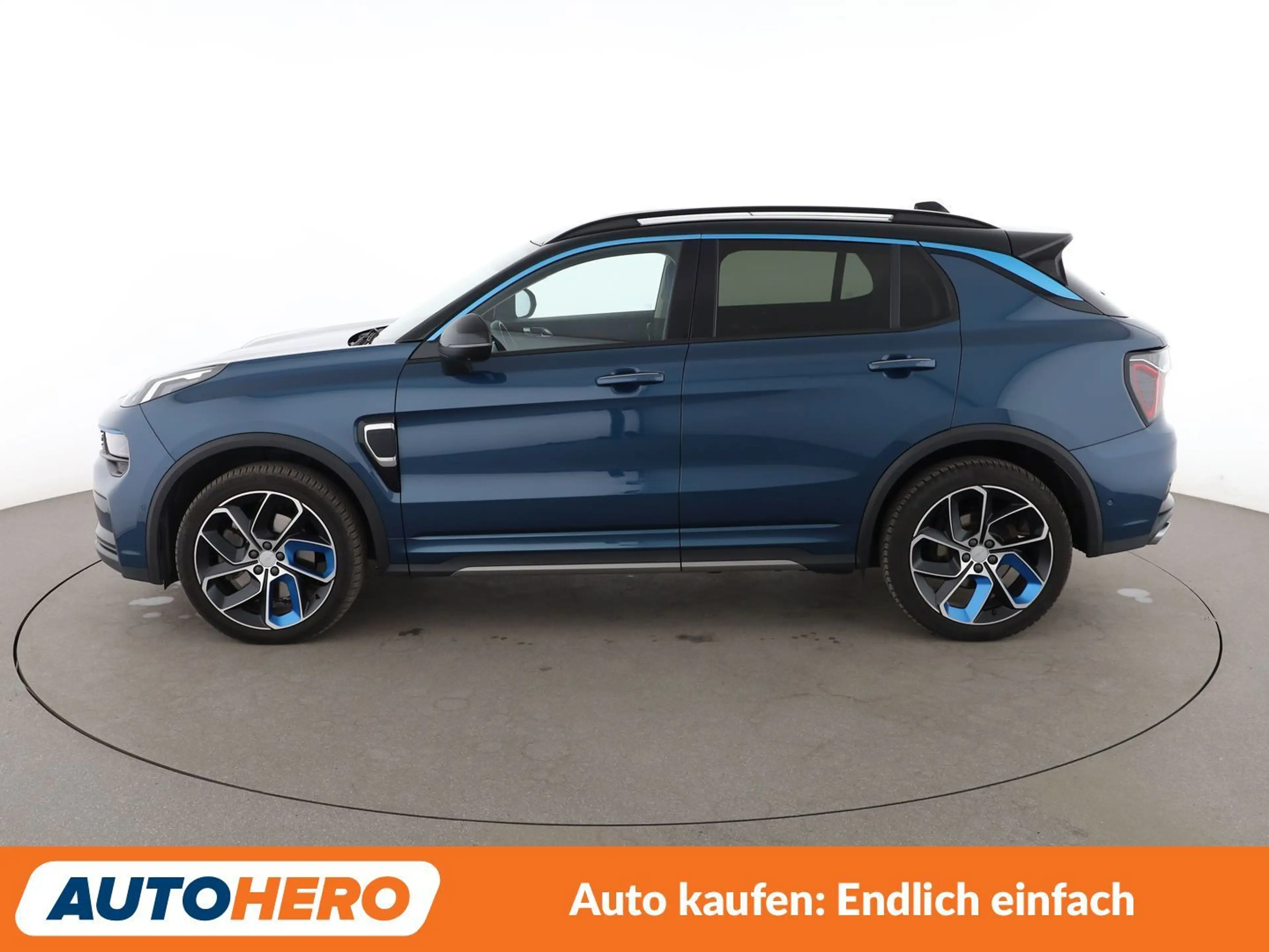 Lynk & Co 01 1.5 Plug-in Hybrid Aut.*NAVI*LED*ACC*SHZ*INFINITY* — photo 3