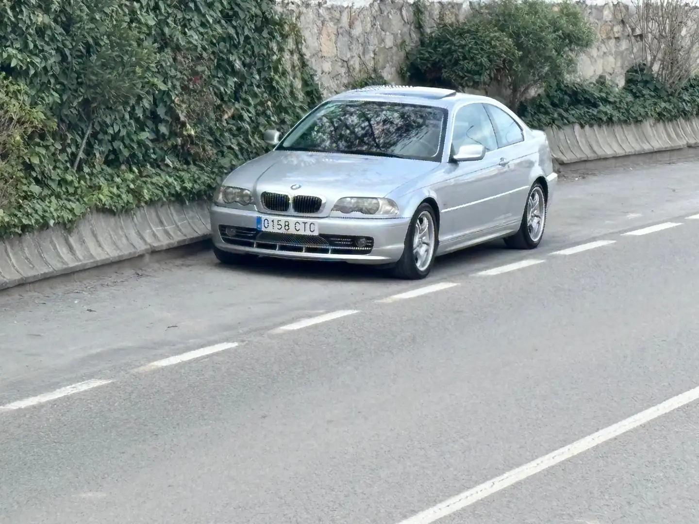 BMW 330 Ci Plateado - 2