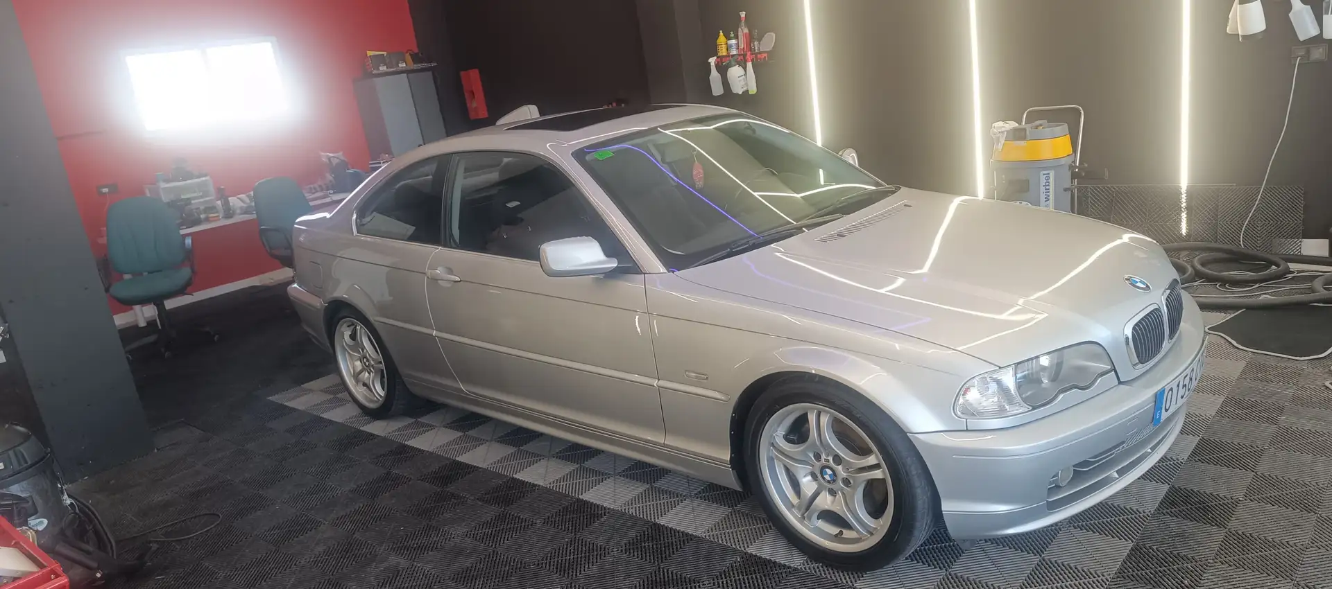 BMW 330 Ci Plateado - 1