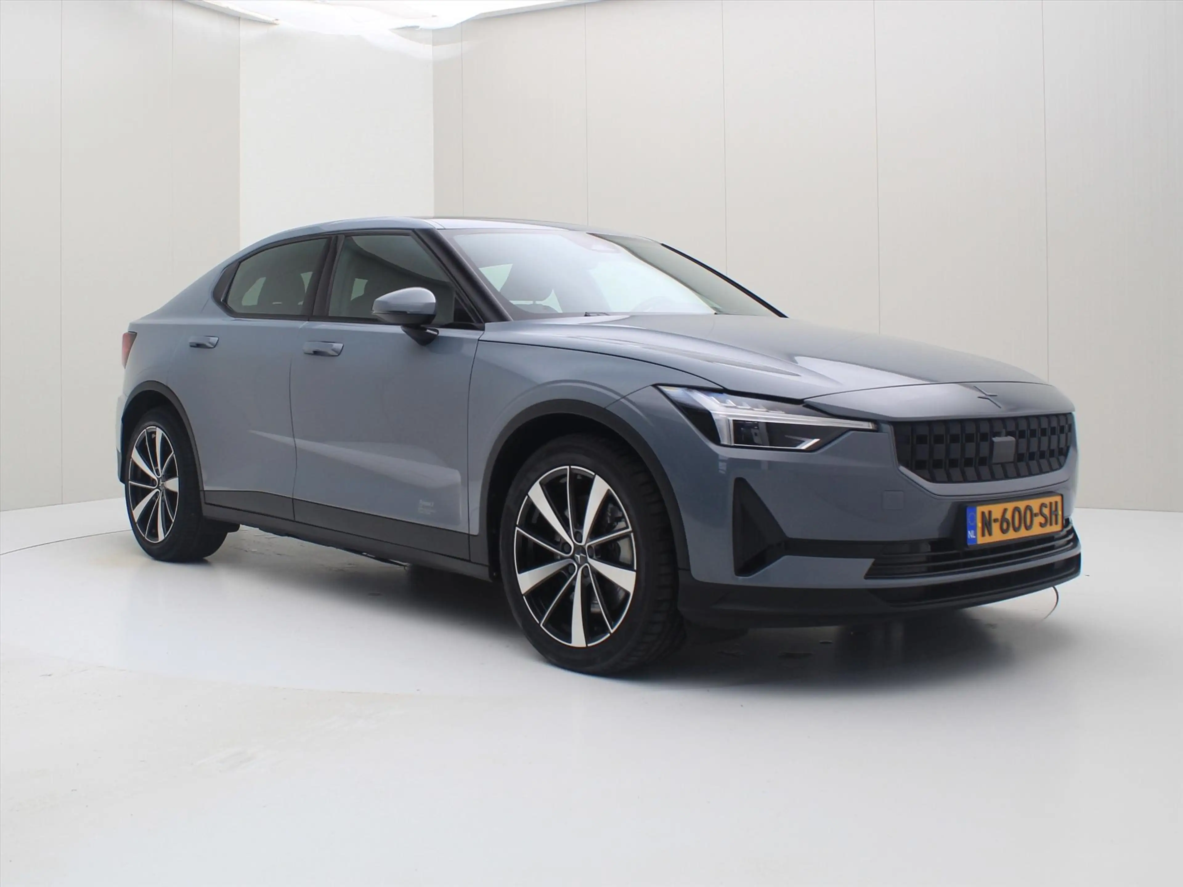 Polestar 2 170kW Long Range Single Motor 231pk [ TREKHAAK+PLU — photo 6