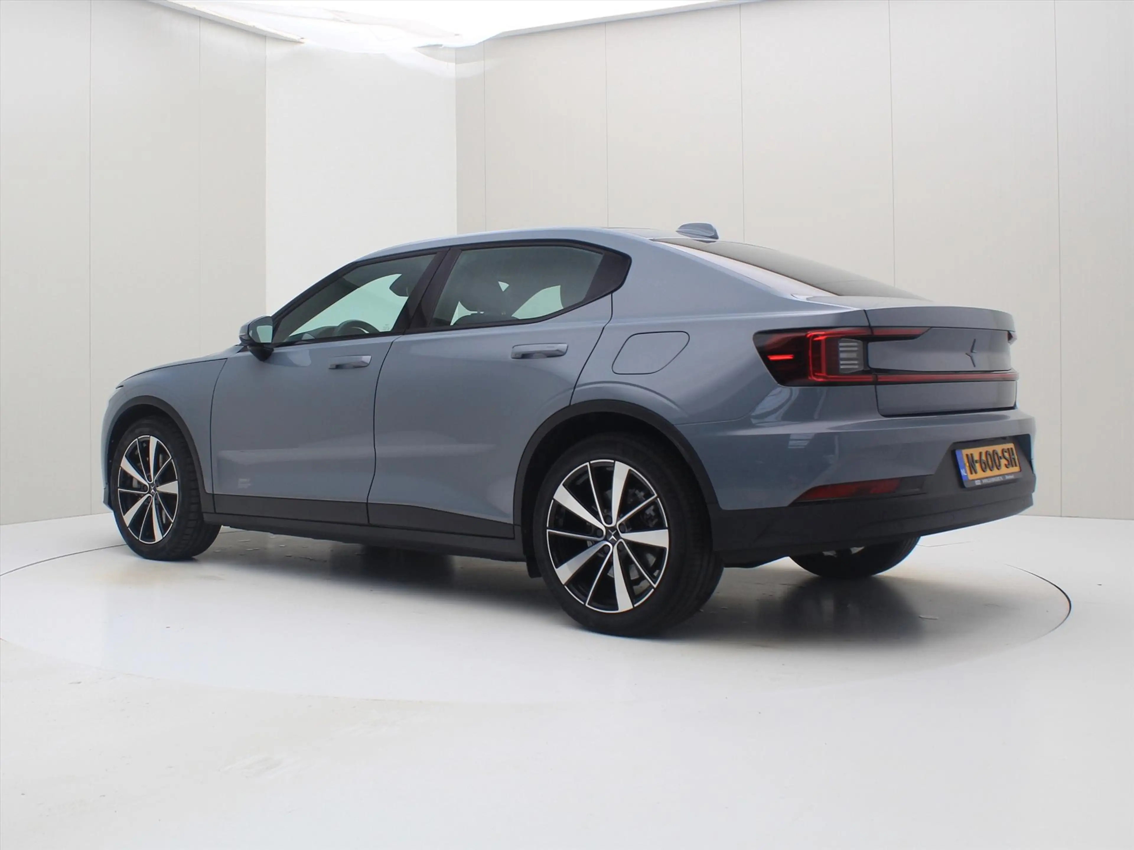 Polestar 2 170kW Long Range Single Motor 231pk [ TREKHAAK+PLU — photo 5