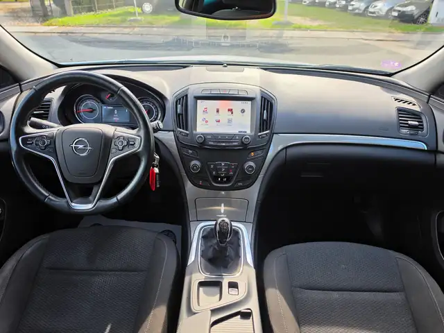 Opel Insignia view 28