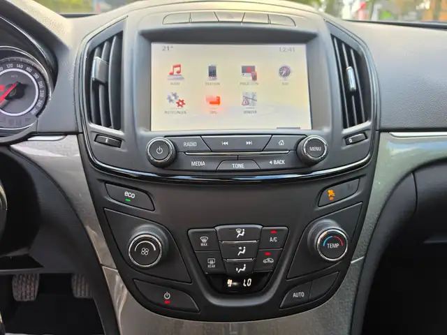 Opel Insignia view 15