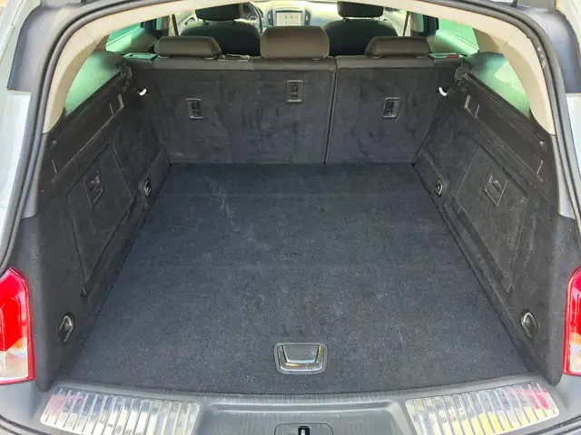 Opel Insignia view 22