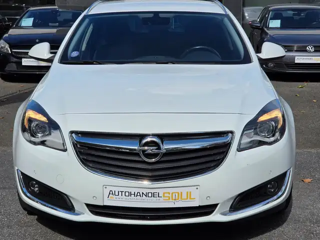 Opel Insignia view 6