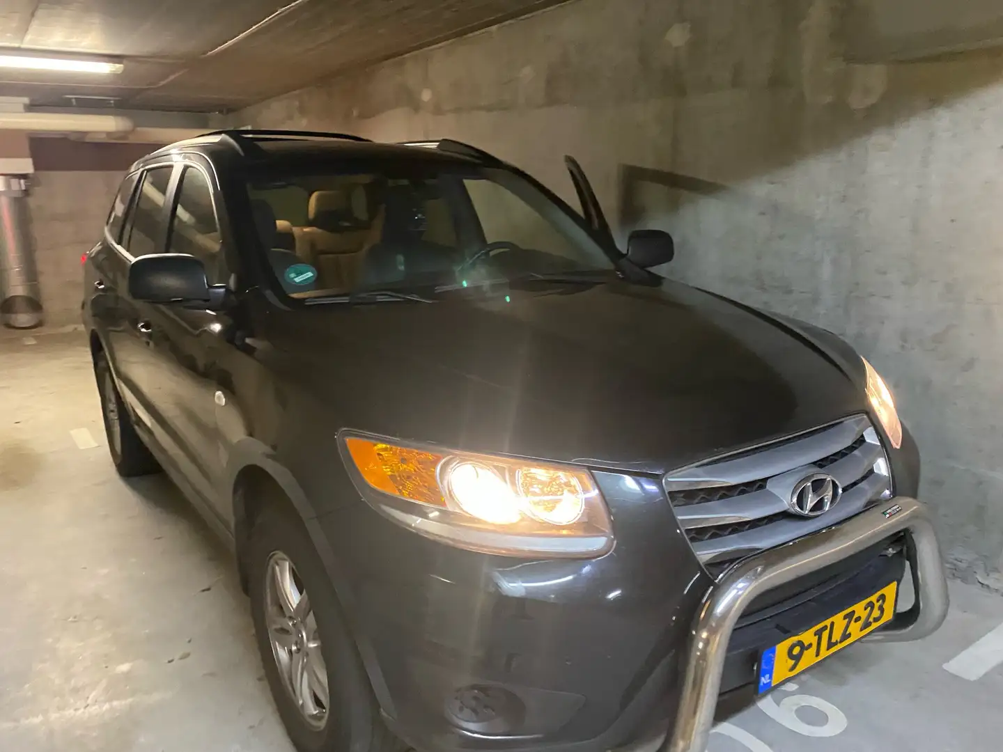 Hyundai SANTA FE 2.4-L L-4 DOHC - 1