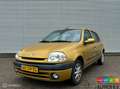 Renault Clio 1.4-16V Initiale Geel - thumbnail 1