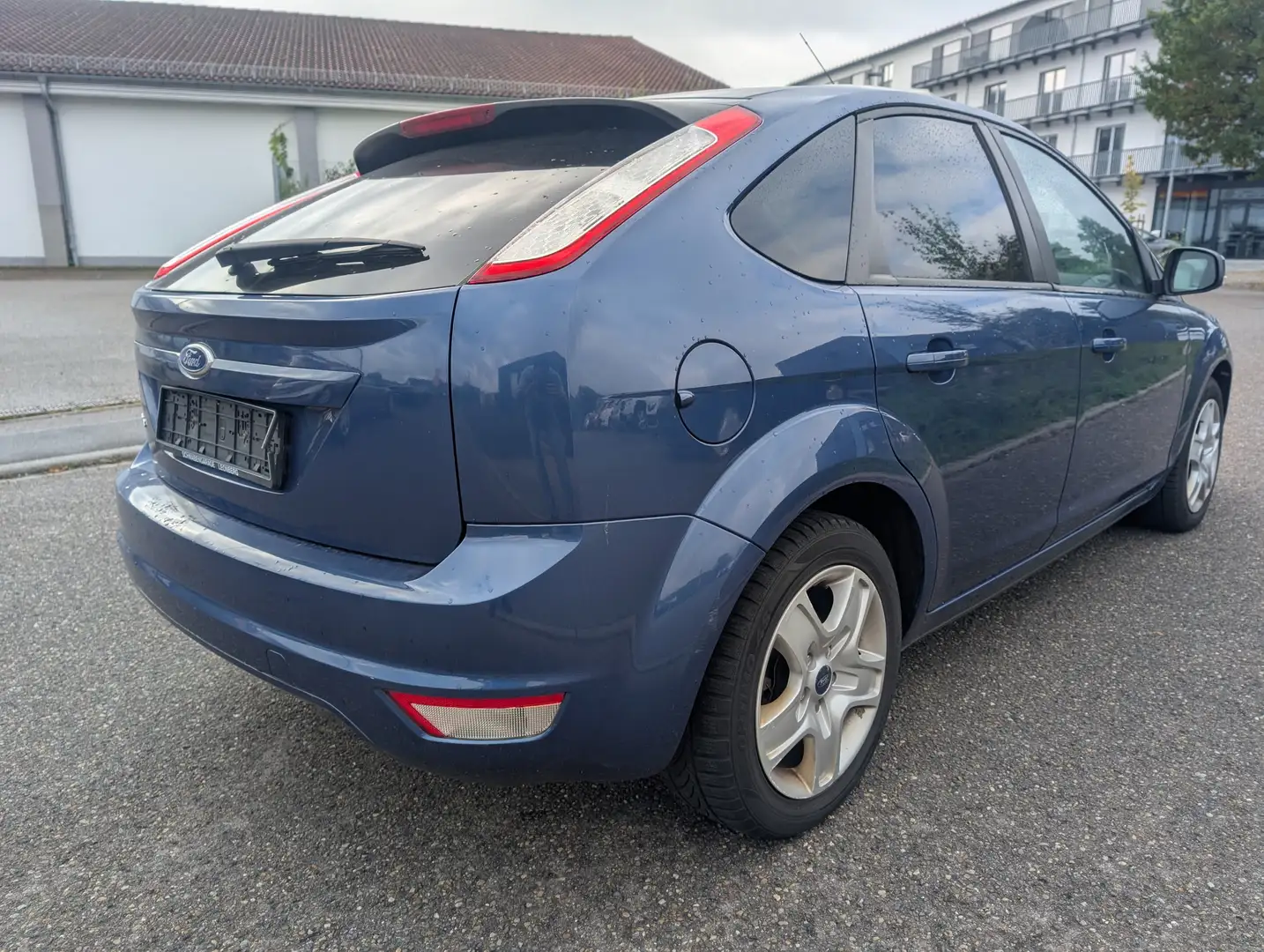 Ford Focus Style 1.6l Blau - 1