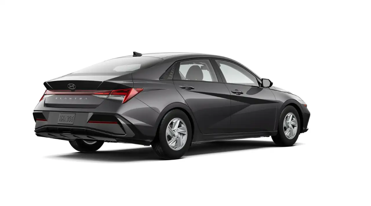 Hyundai ELANTRA fotografie Hyundai ELANTRA