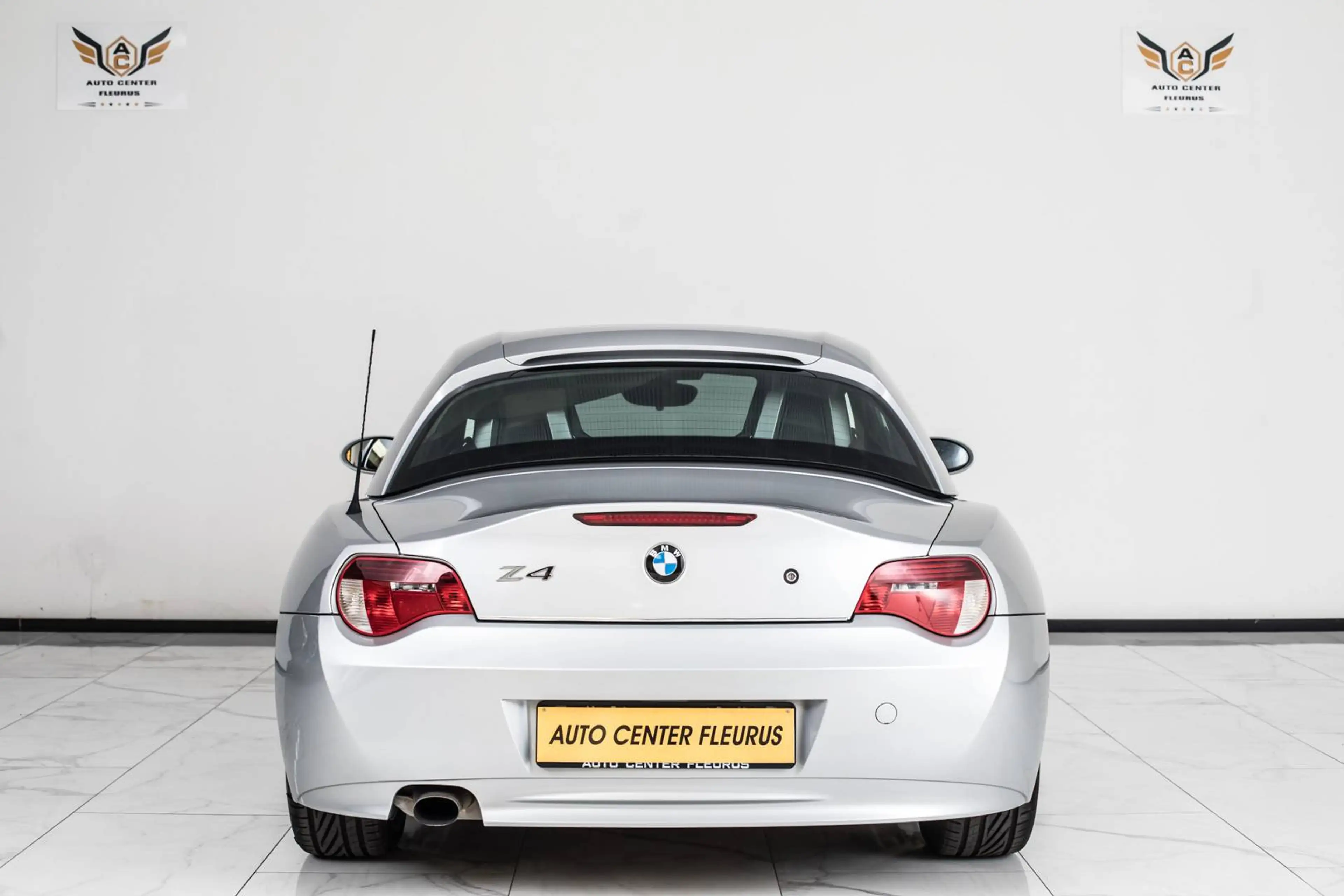 BMW Z4 2.0i — photo 10