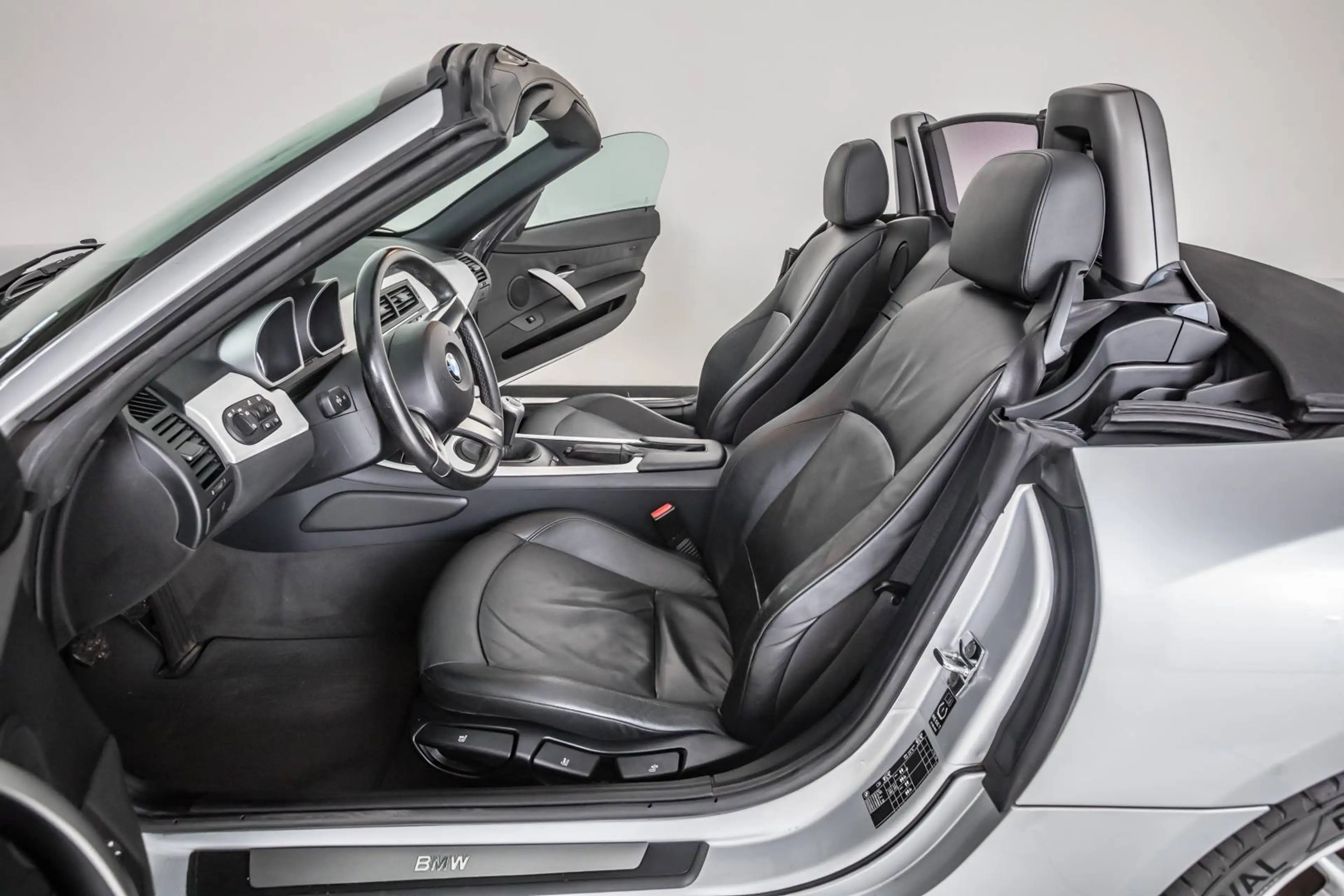 BMW Z4 2.0i — photo 13