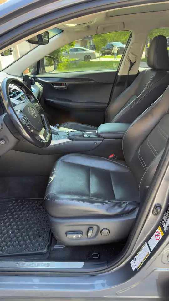 Lexus NX 200t photo Lexus NX 200t
