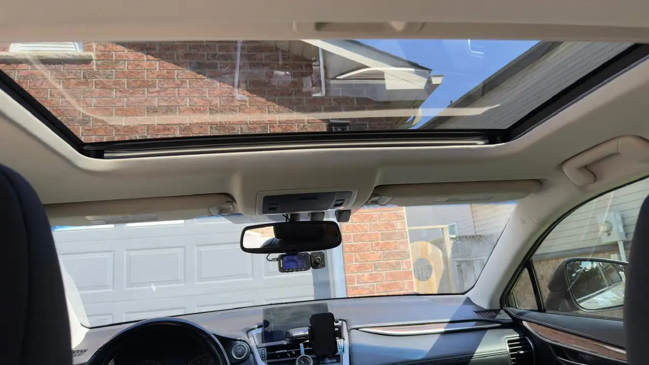 Lexus NX 200t photo Lexus NX 200t