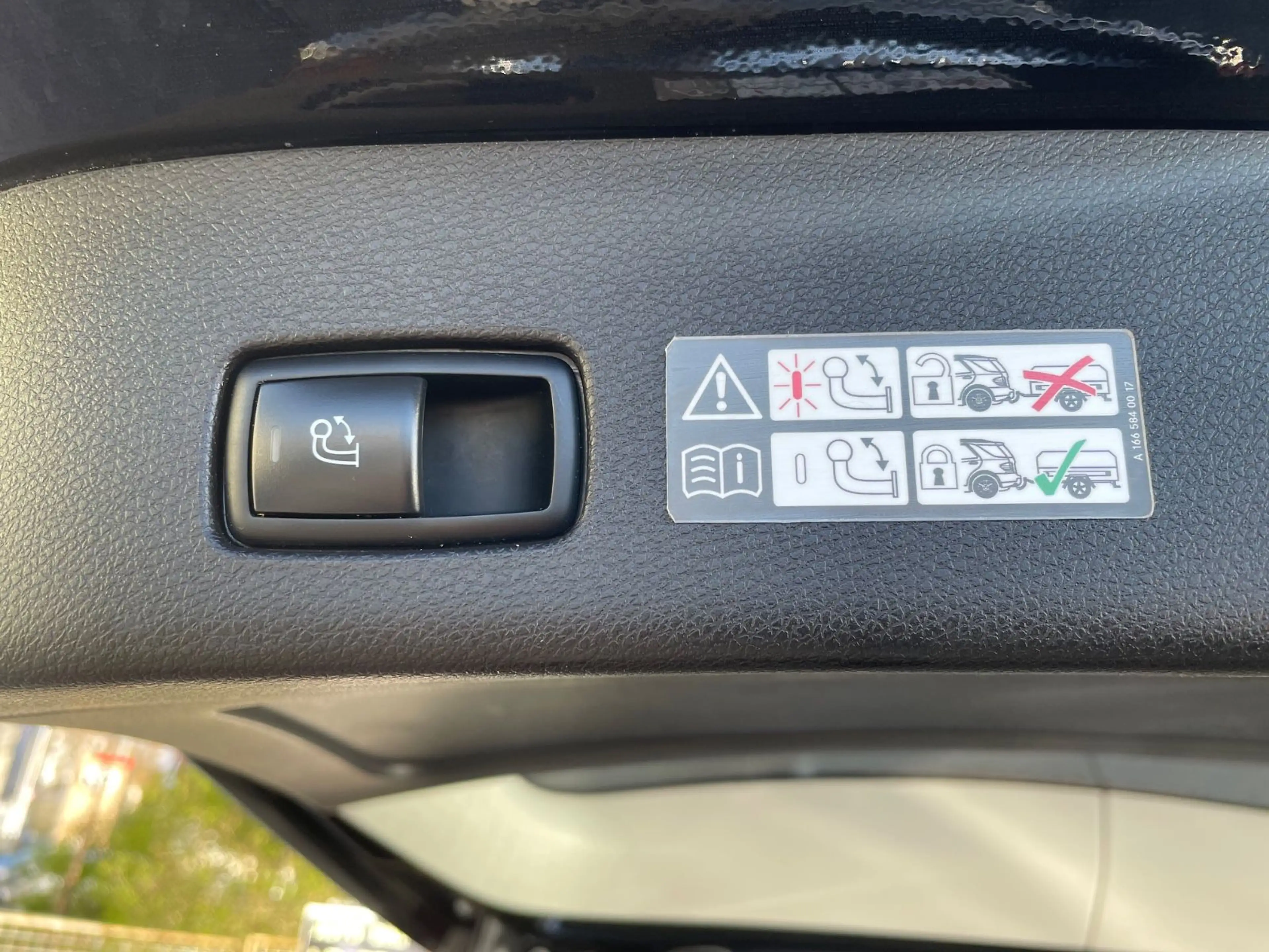 Mercedes-Benz GLS 350 d 4Matic Pano / 360° / DIS+ / AHK / 7 SP — photo 12