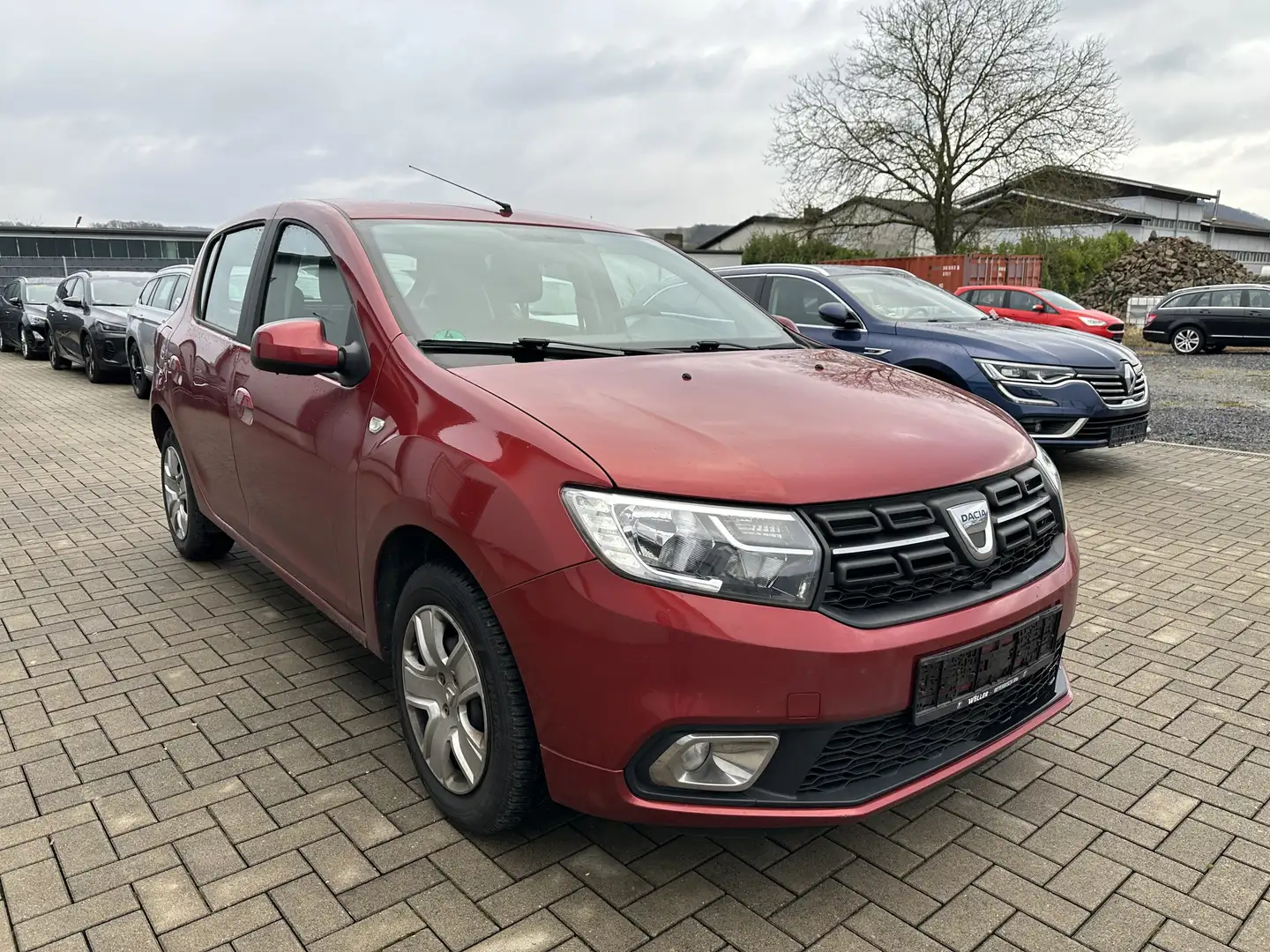 Dacia Sandero Comfort Tempomat Klima Rot - 1