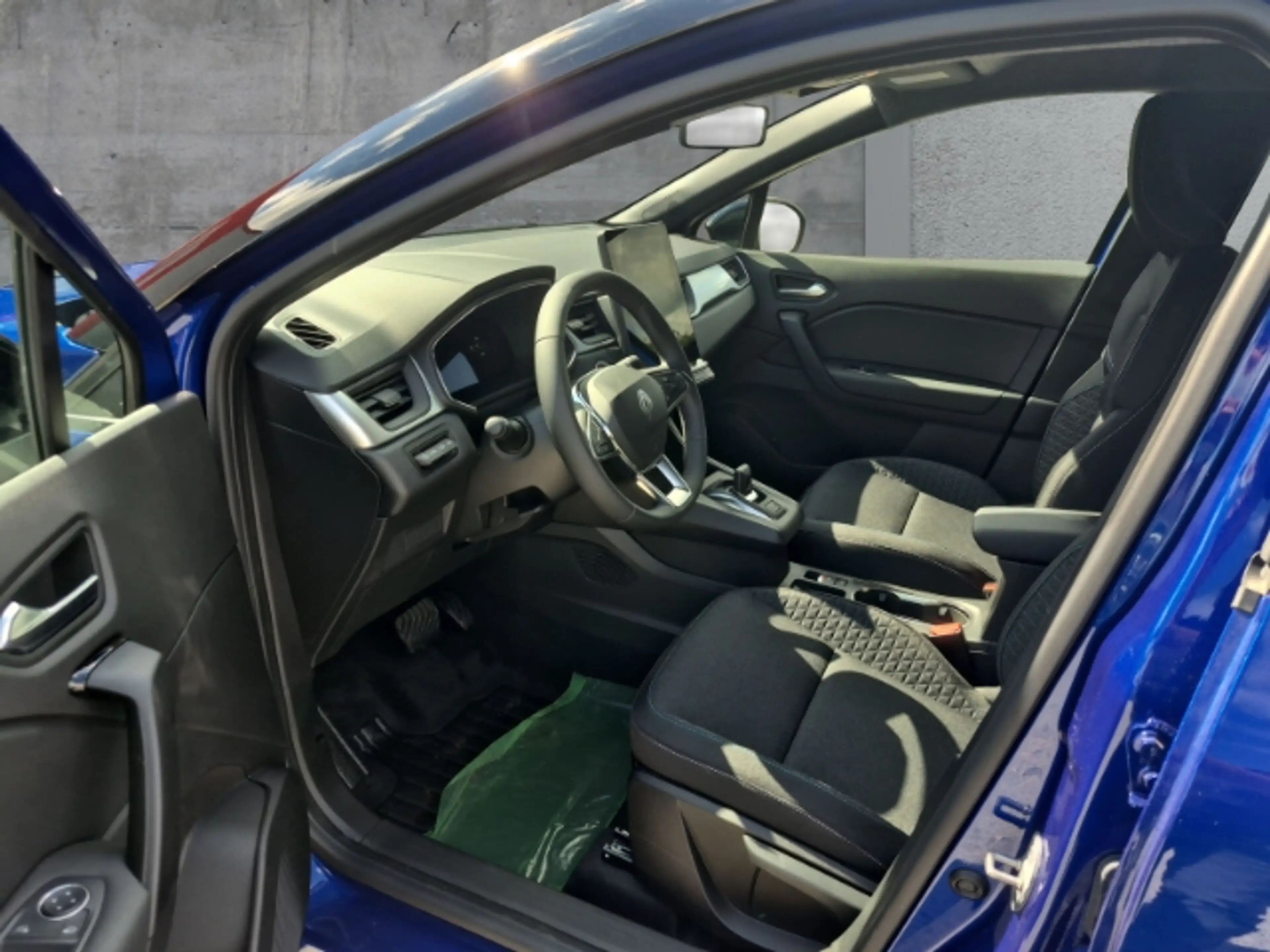 Renault Captur II Evolution 1.8 E-TECH Full Hybrid 160 EU6e — photo 8