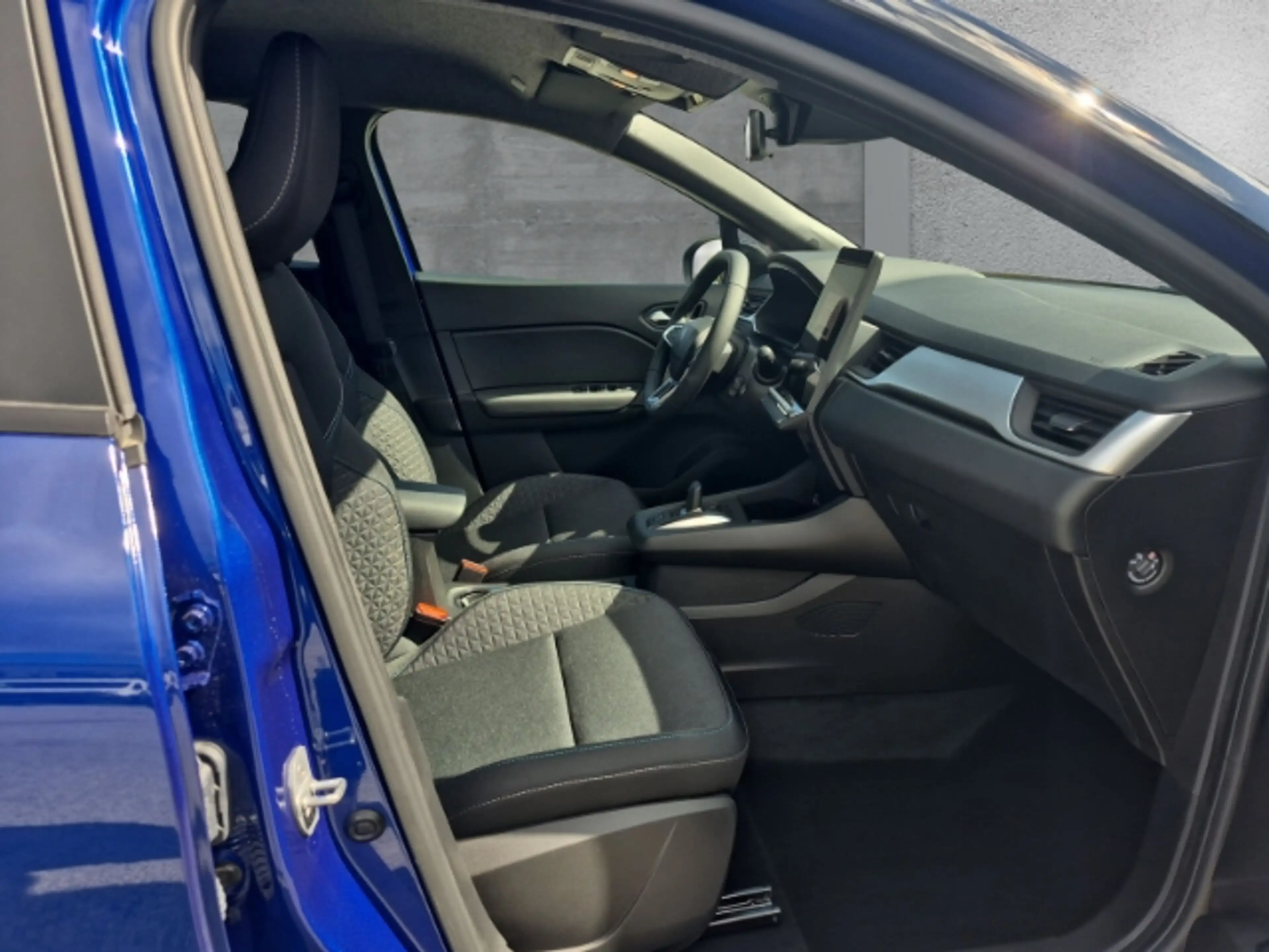 Renault Captur II Evolution 1.8 E-TECH Full Hybrid 160 EU6e — photo 13