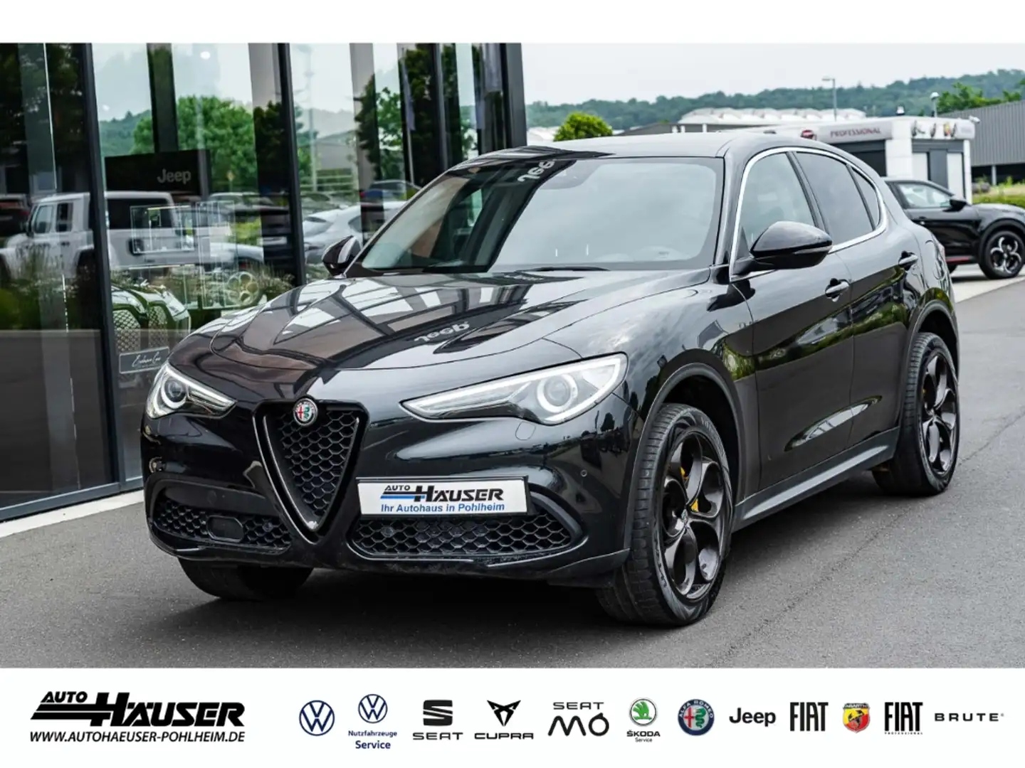 Alfa Romeo Stelvio Super Q4 2.0 Turbo AT8 MY19 LEDER SITZHZG. EL HECK Schwarz - 1