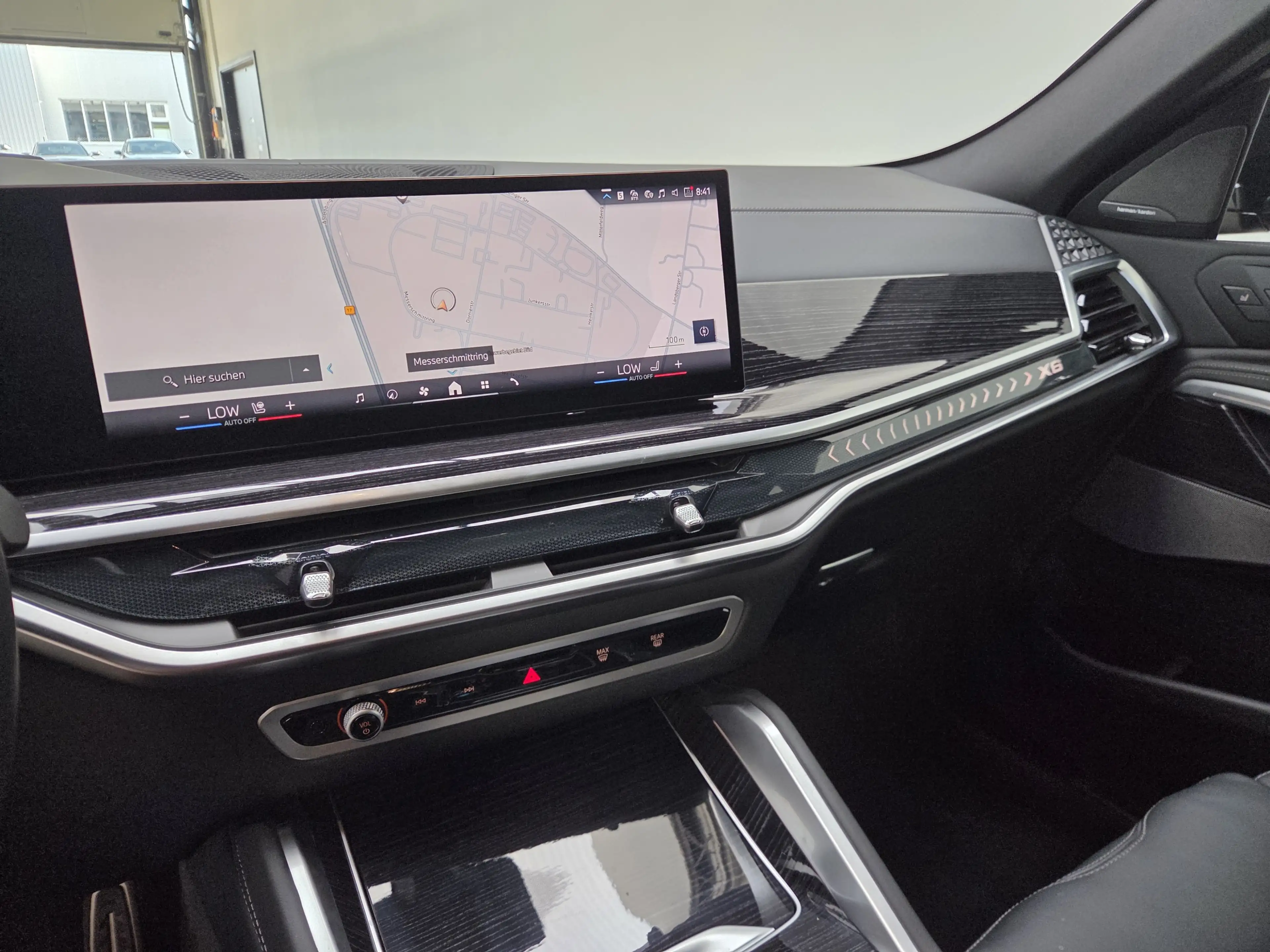BMW X6 xDr30d M Sport Pro 22Zoll AHK ACC Luftfeder — photo 10