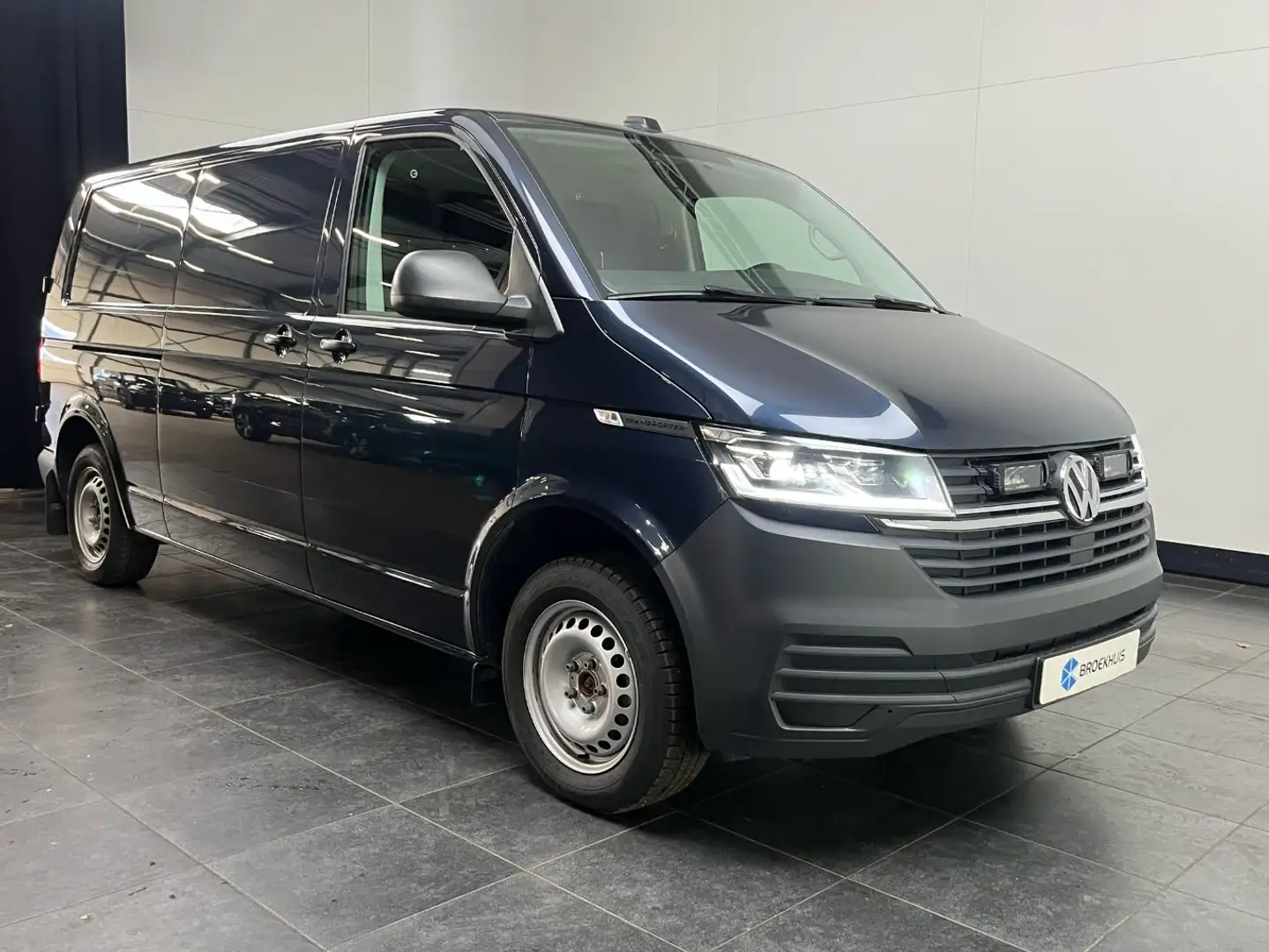 Volkswagen T6.1 Transporter 2.0 TDI L2H1 30 Comfortline | Standkachel | Stoelv Bleu - 2