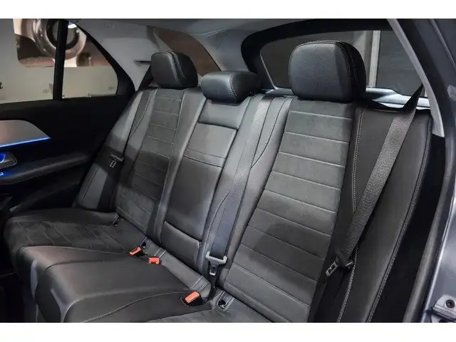 Mercedes-Benz Gle view 11