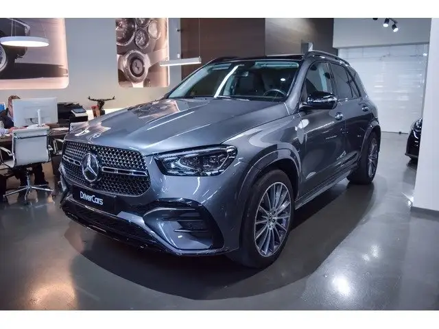 Mercedes-Benz Gle view 2