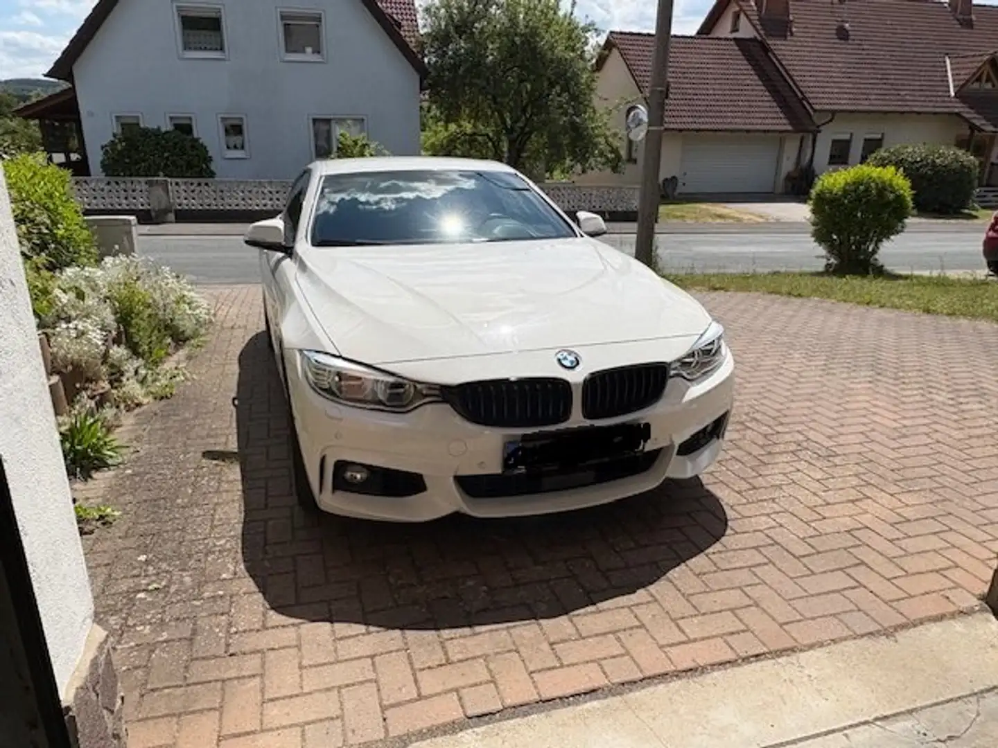 BMW 435 435d Coupe xDrive Aut. M Sport Wit - 2