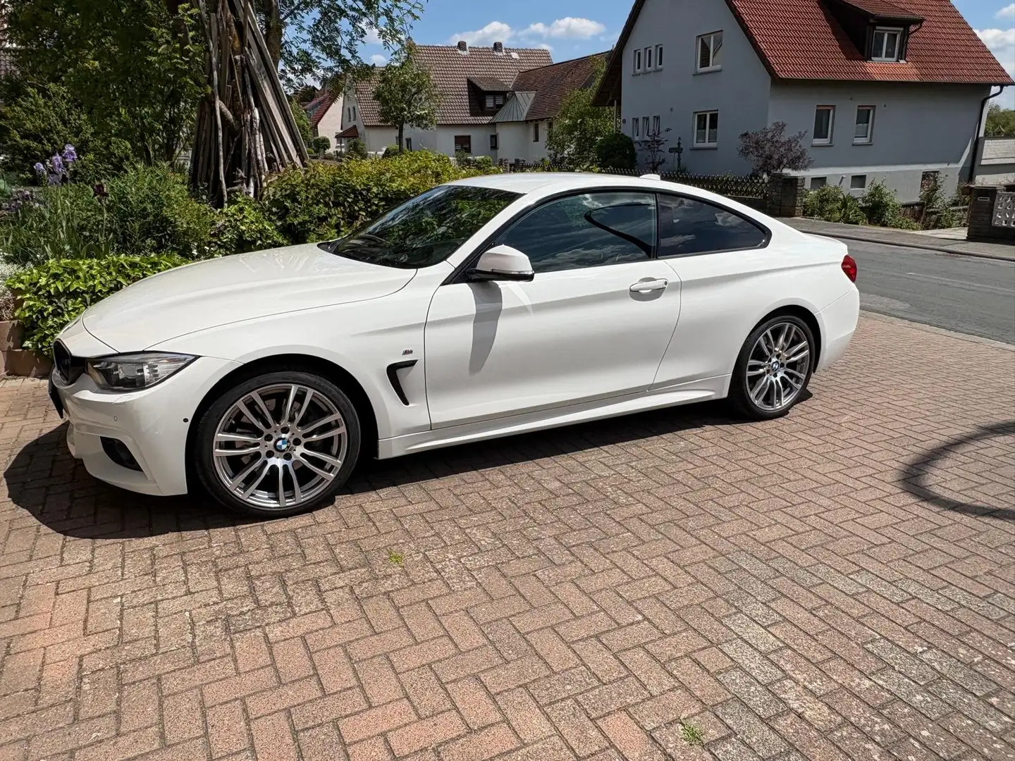BMW 435 435d Coupe xDrive Aut. M Sport Wit - 2