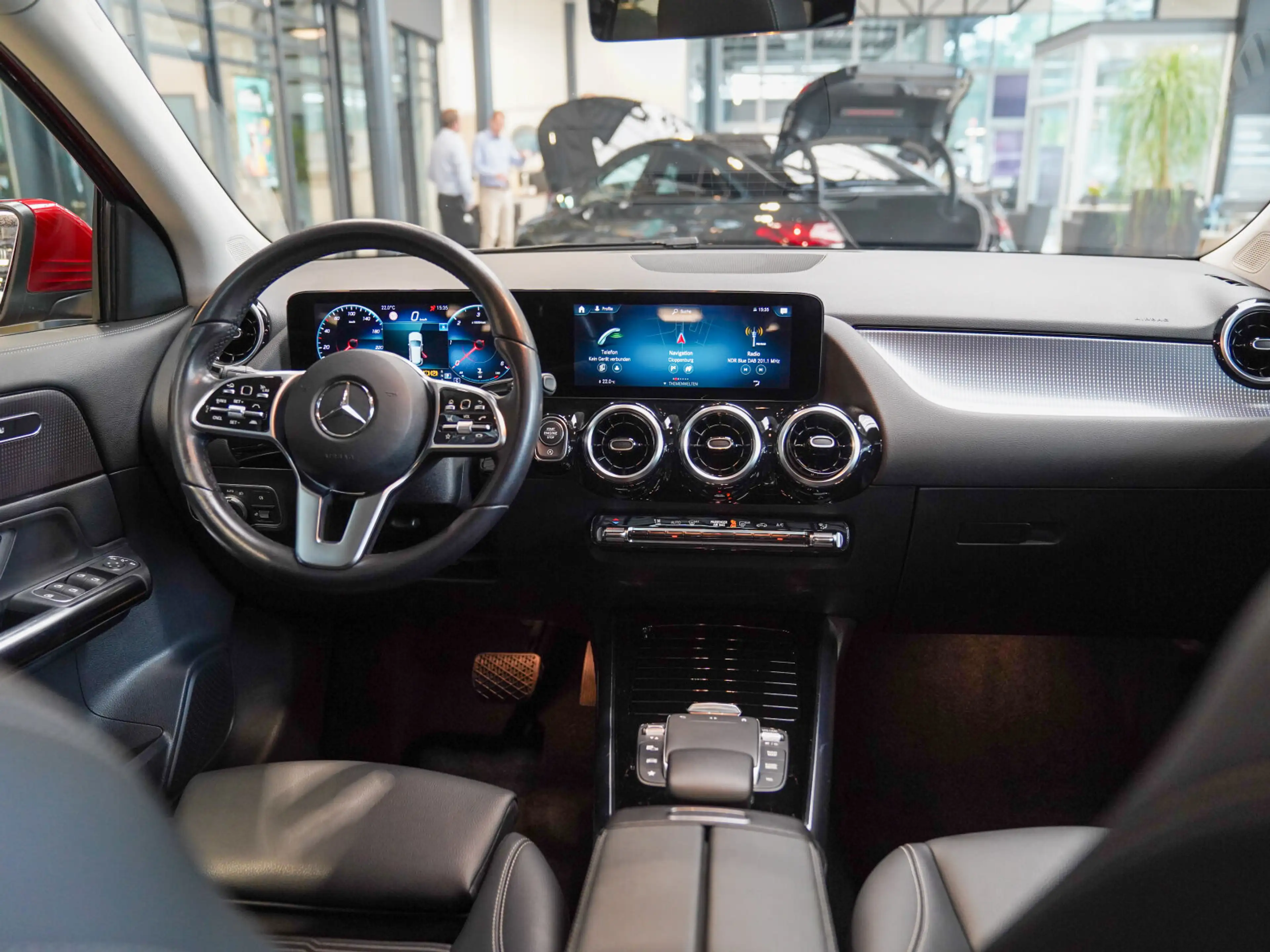 Mercedes-Benz GLA 220 GLA 220 d Progressive MULTIBEAM 360° Pano Alarm — photo 15