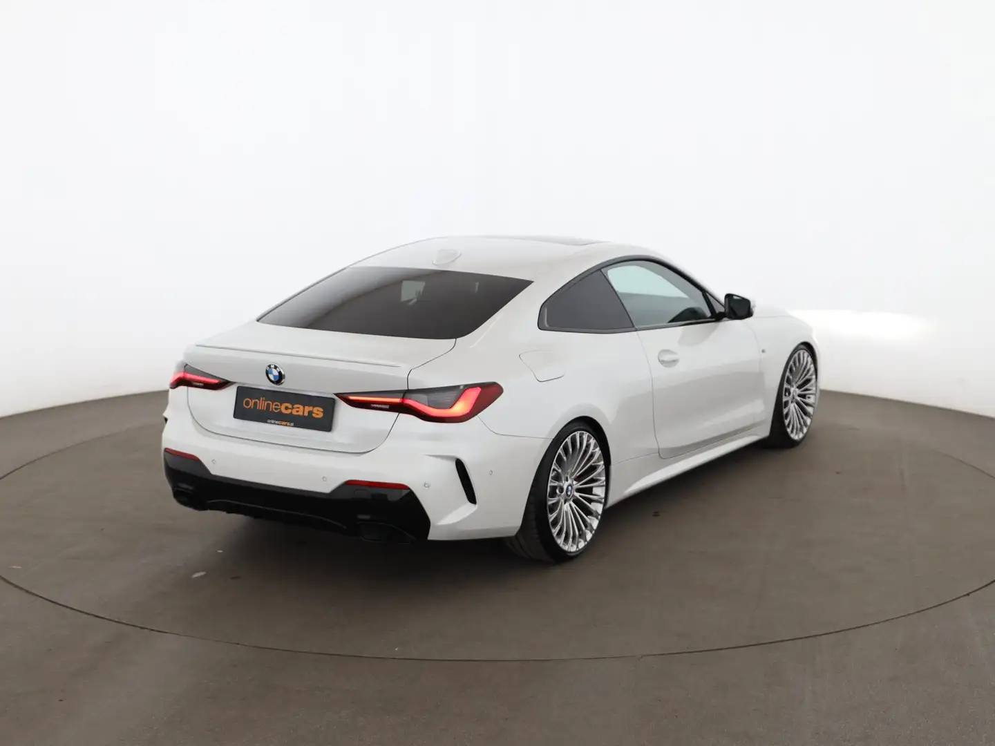BMW 440 Md xDrive Coupe Aut LASER STANDHZG SKY 360-CAM Weiß - 2