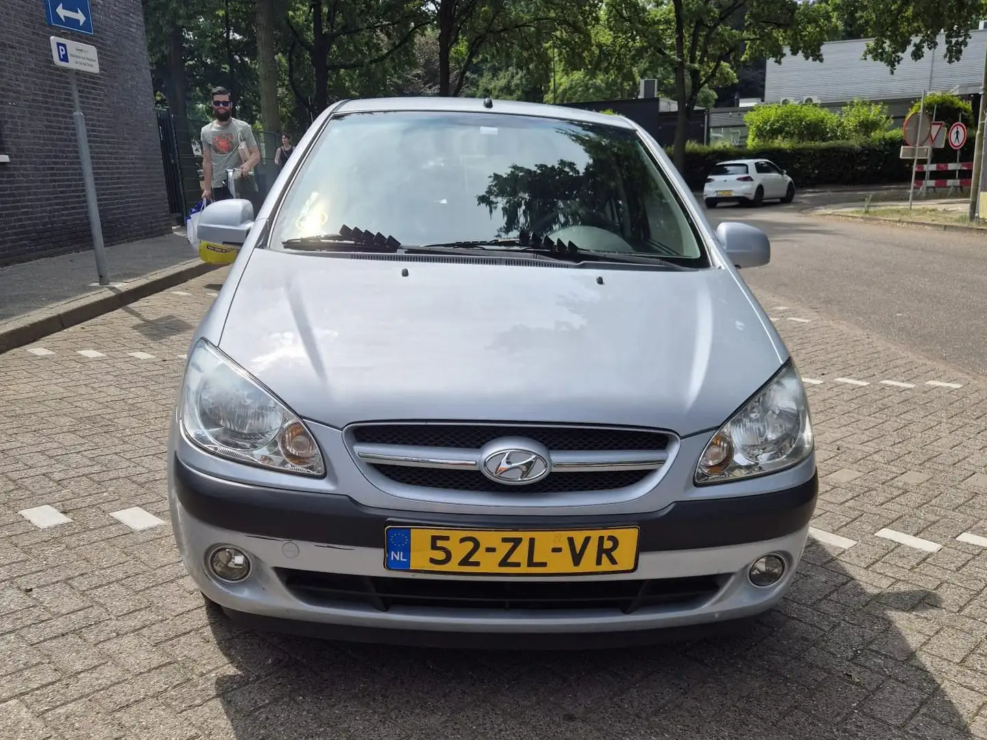 Hyundai Getz Getz 1.4i Active Cool Grijs - 1