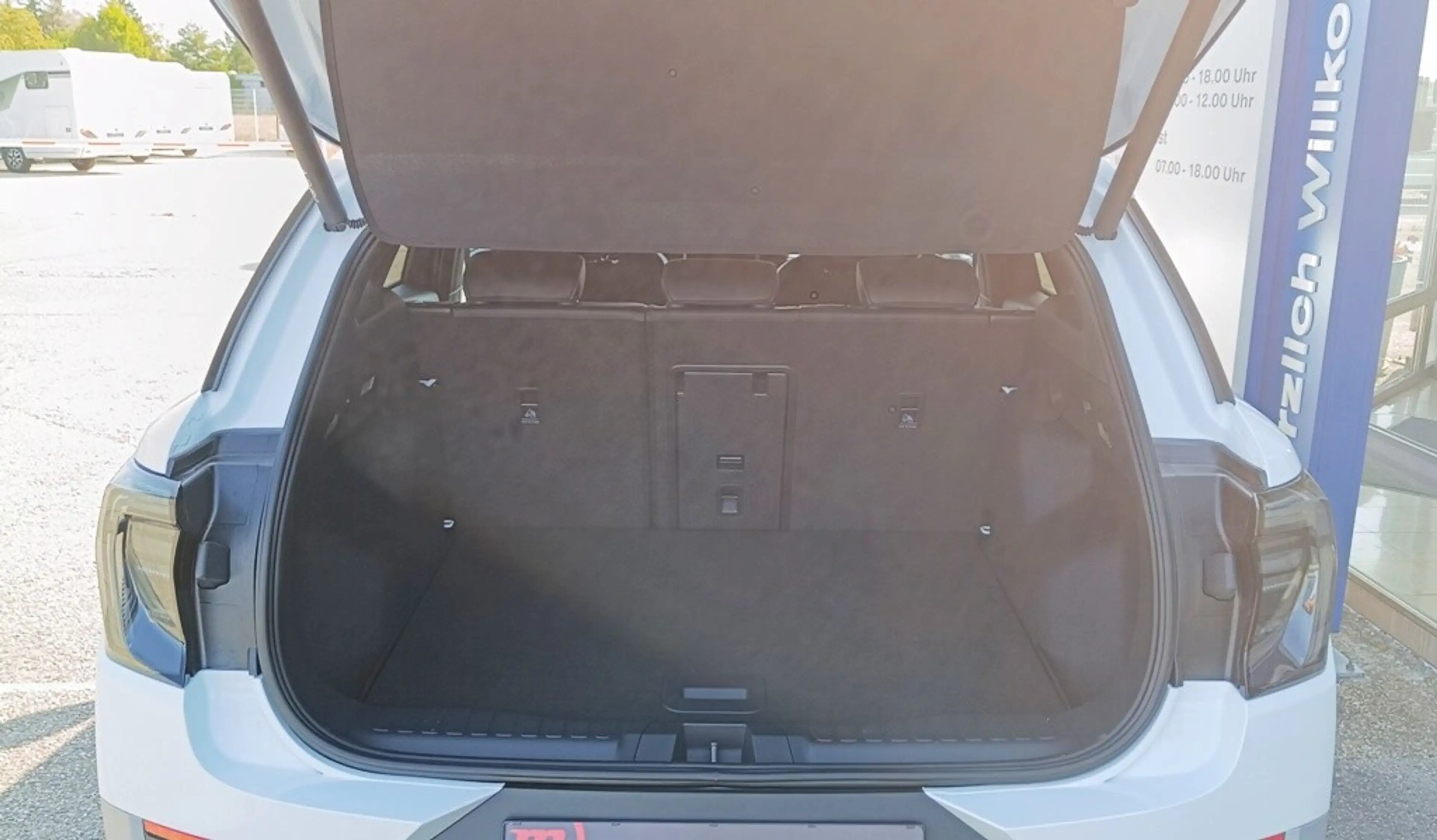 Ford Explorer Elektro 79kWh Premium — photo 6