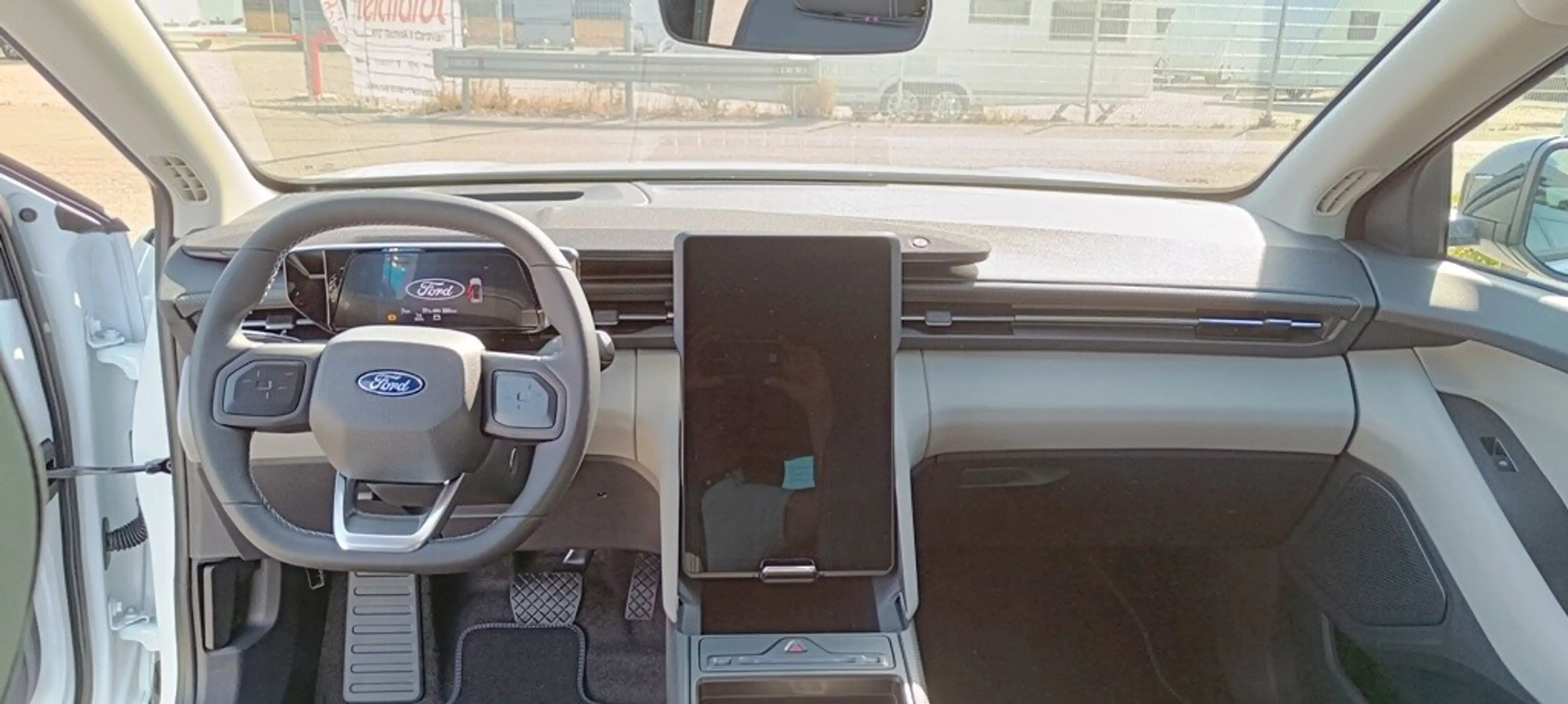 Ford Explorer Elektro 79kWh Premium — photo 10