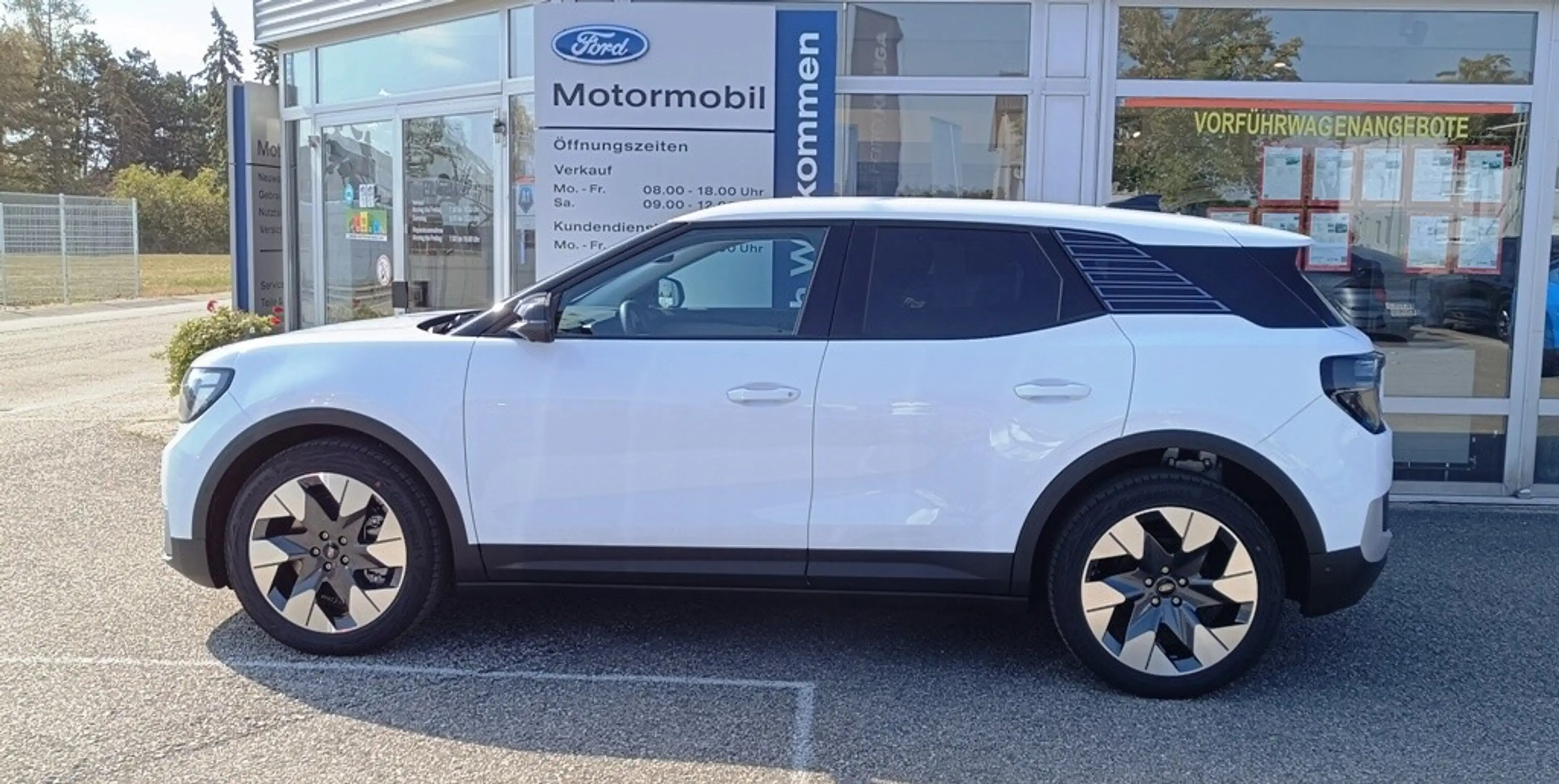 Ford Explorer Elektro 79kWh Premium — photo 3