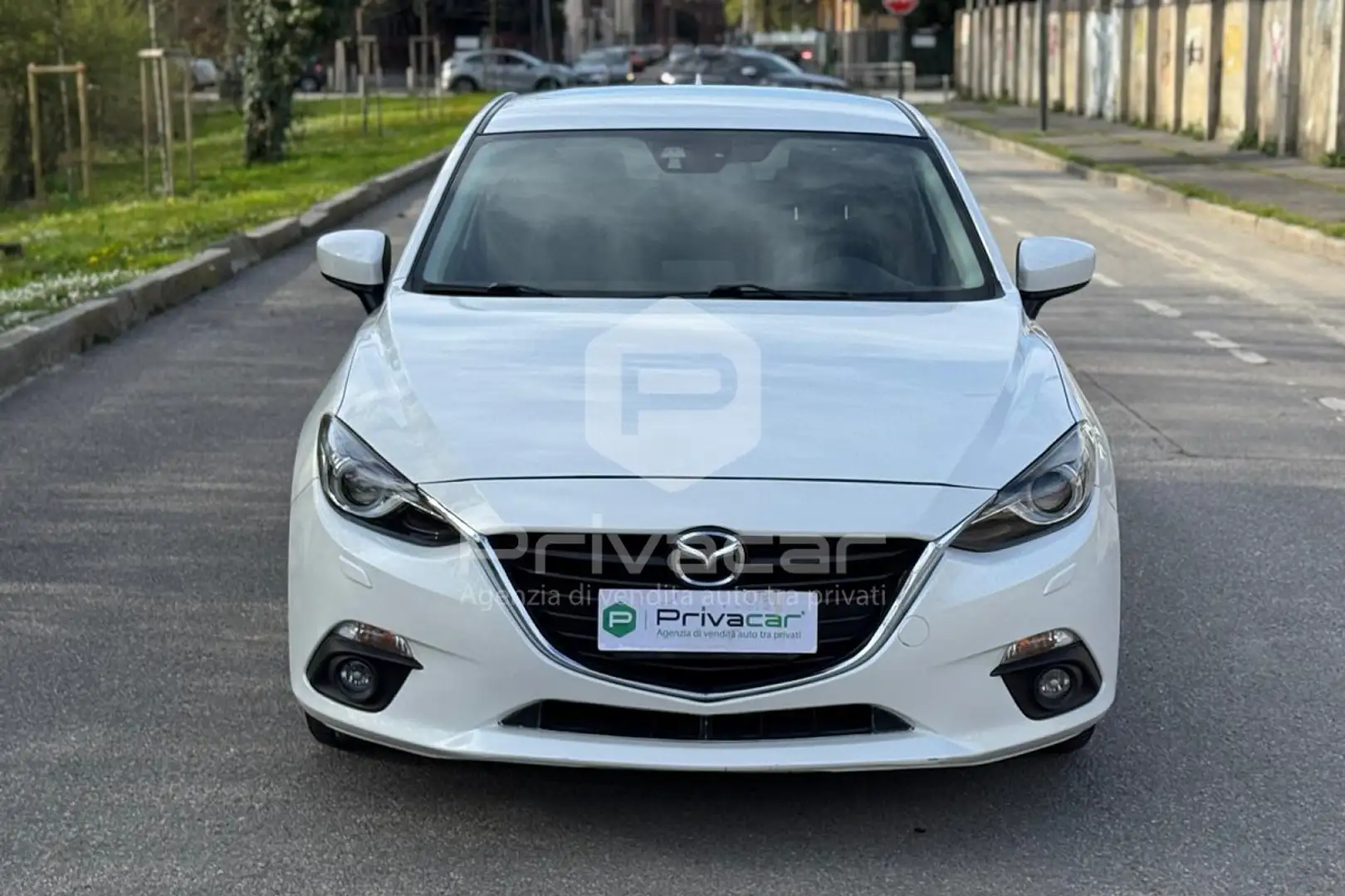 Mazda 3 Mazda3 1.5 Skyactiv-D Exceed Bianco - 2