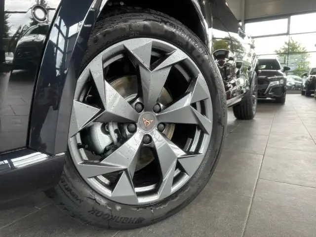 Cupra Formentor view 6