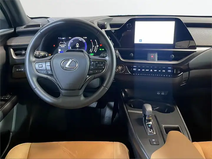 Lexus UX 2026, foto 9