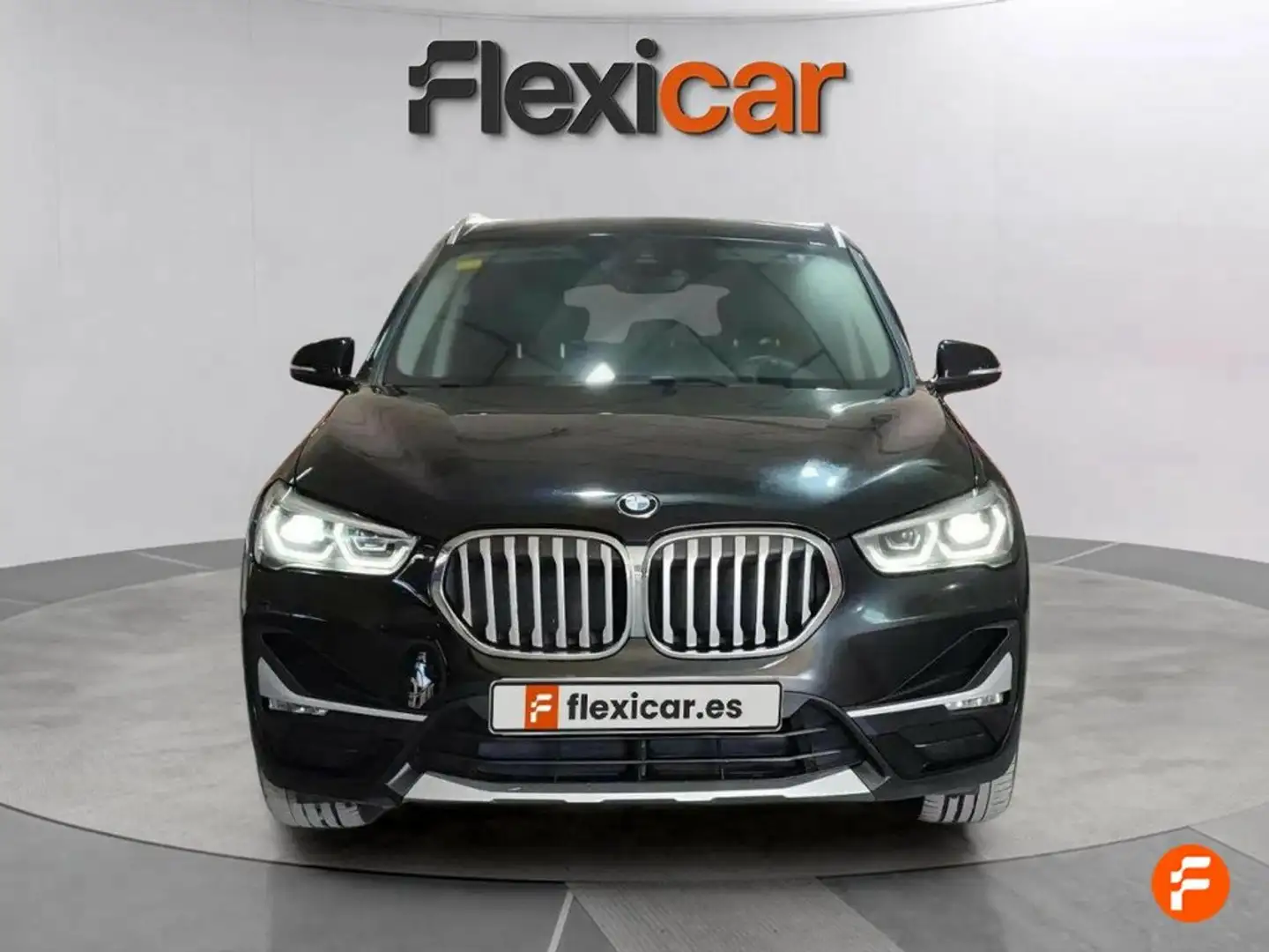 BMW X1 sDrive18dA Business Žlutá - 2