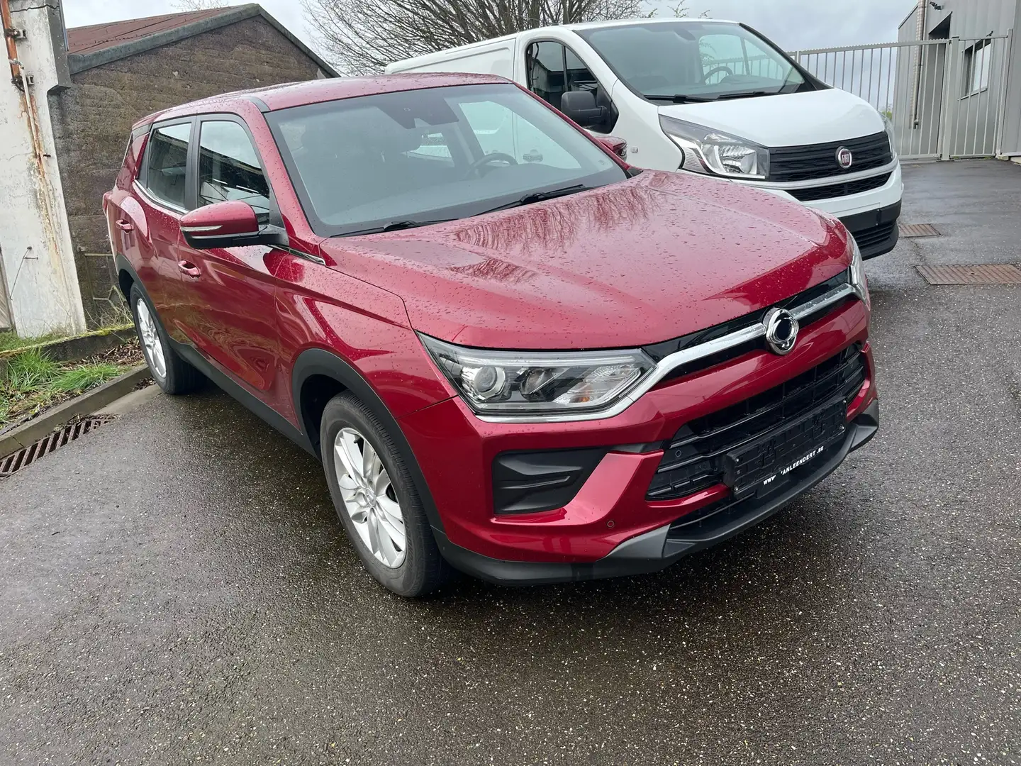 SsangYong Korando 1.6 E-XDI 4WD Amber (EU6d-temp) Rosso - 1