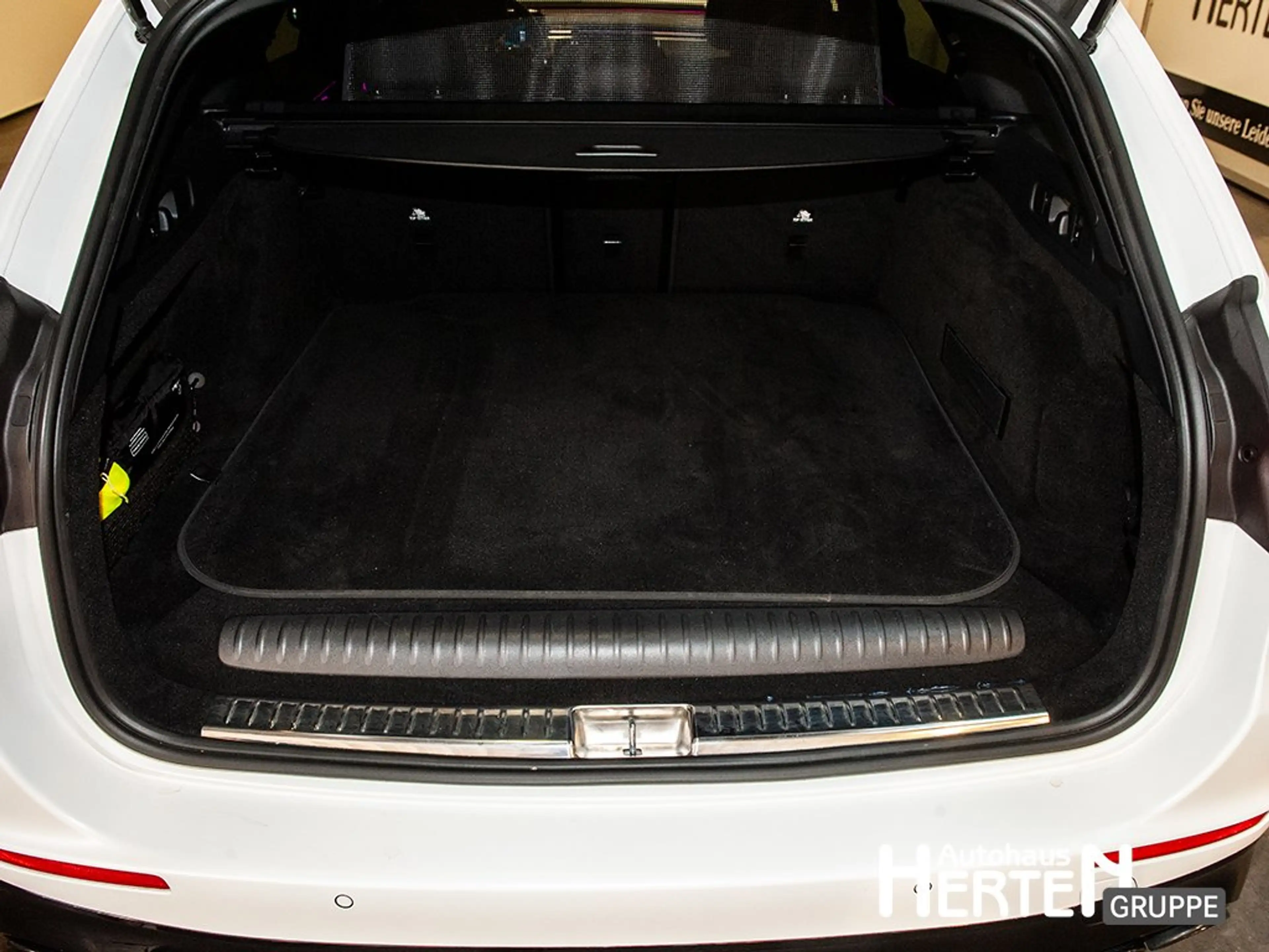Mercedes-Benz E 53 AMG Mercedes-AMG E 53 T E 4M+MAGNO+NIGHT 2+PANORAMA — photo 15