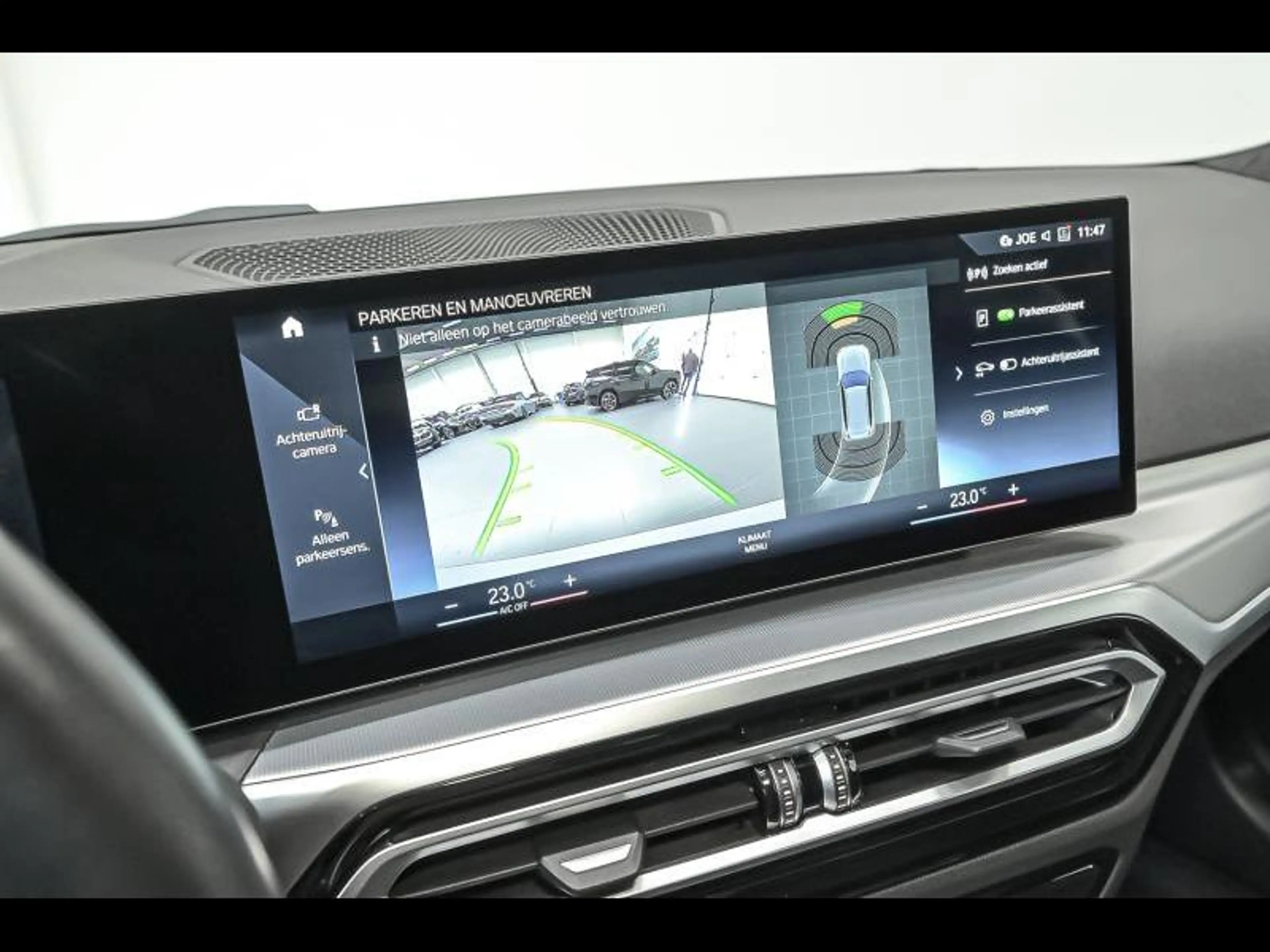 BMW 318 i Touring - M Sport — photo 14