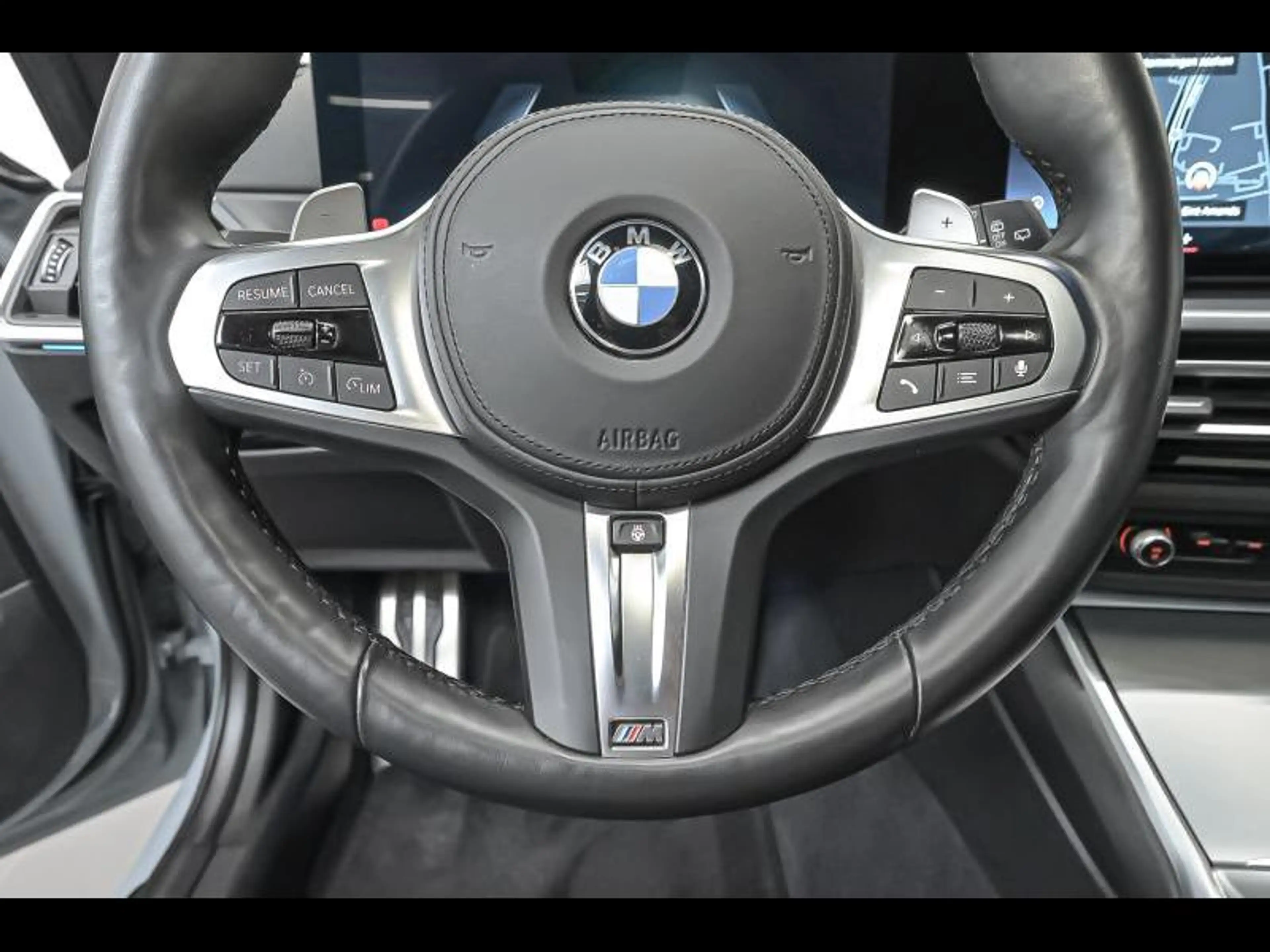 BMW 318 i Touring - M Sport — photo 9
