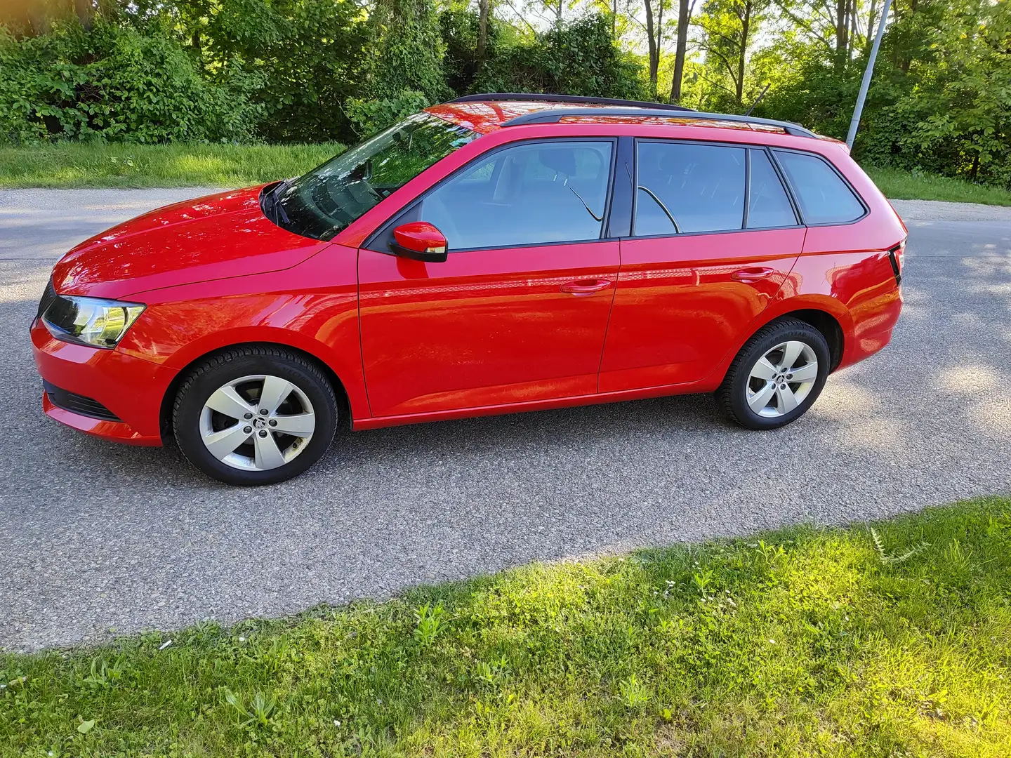 Skoda Fabia Fabia Combi Active 1,0 Active Rot - 2