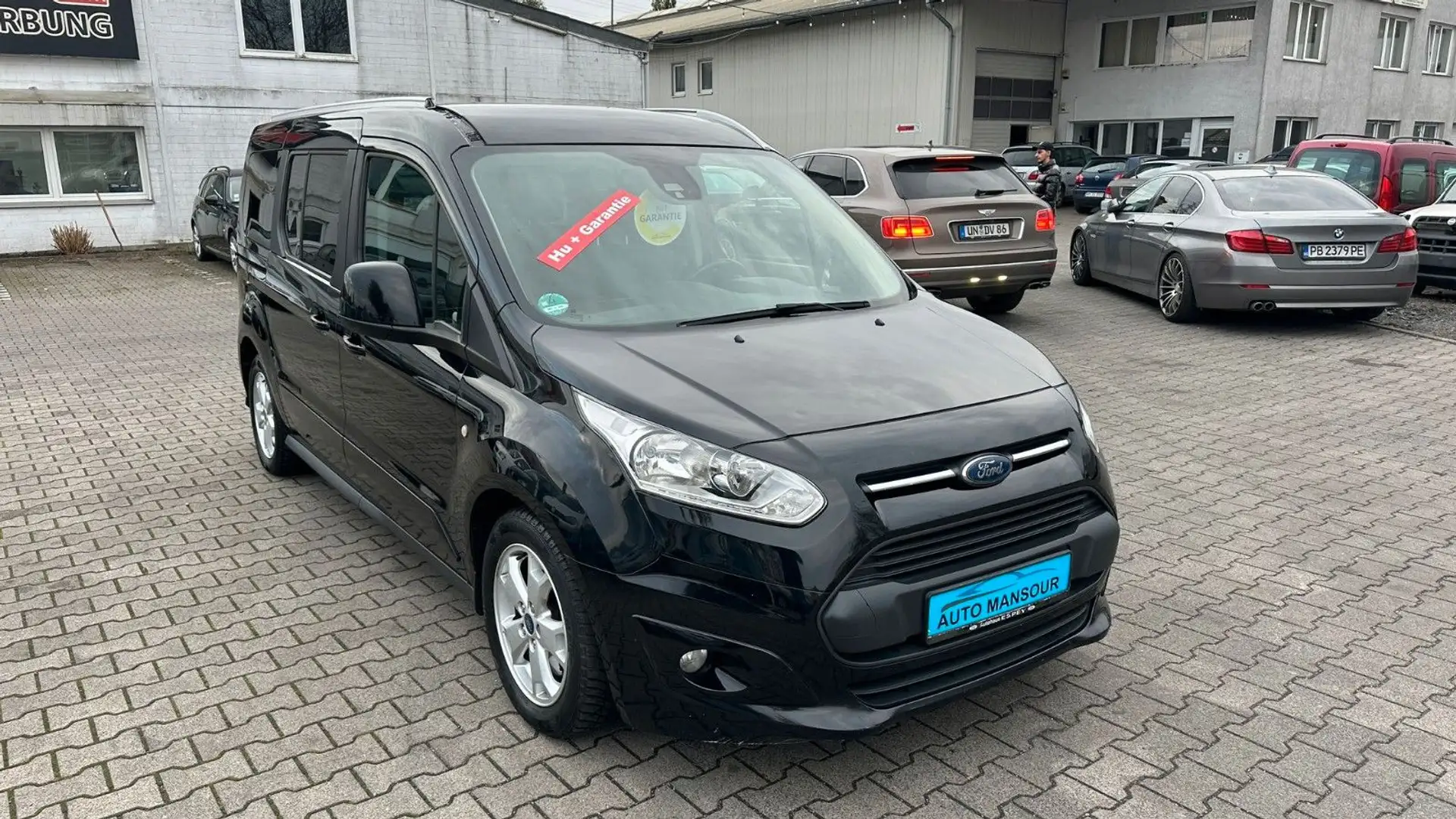 Ford Grand Tourneo Connect Titanium Schwarz - 2