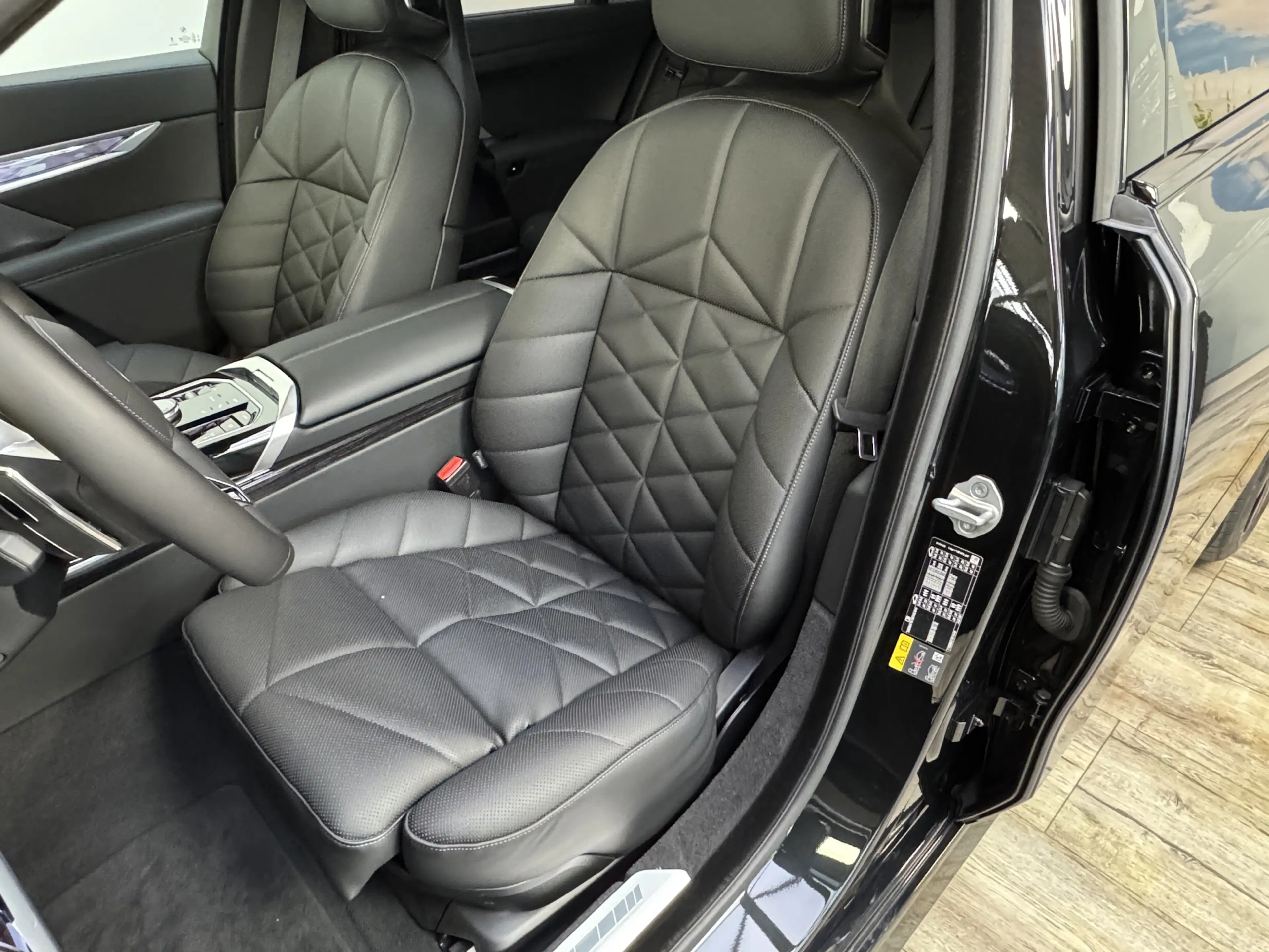 BMW 750 xDrive M Sport Pro AHK ACC 360° — photo 15