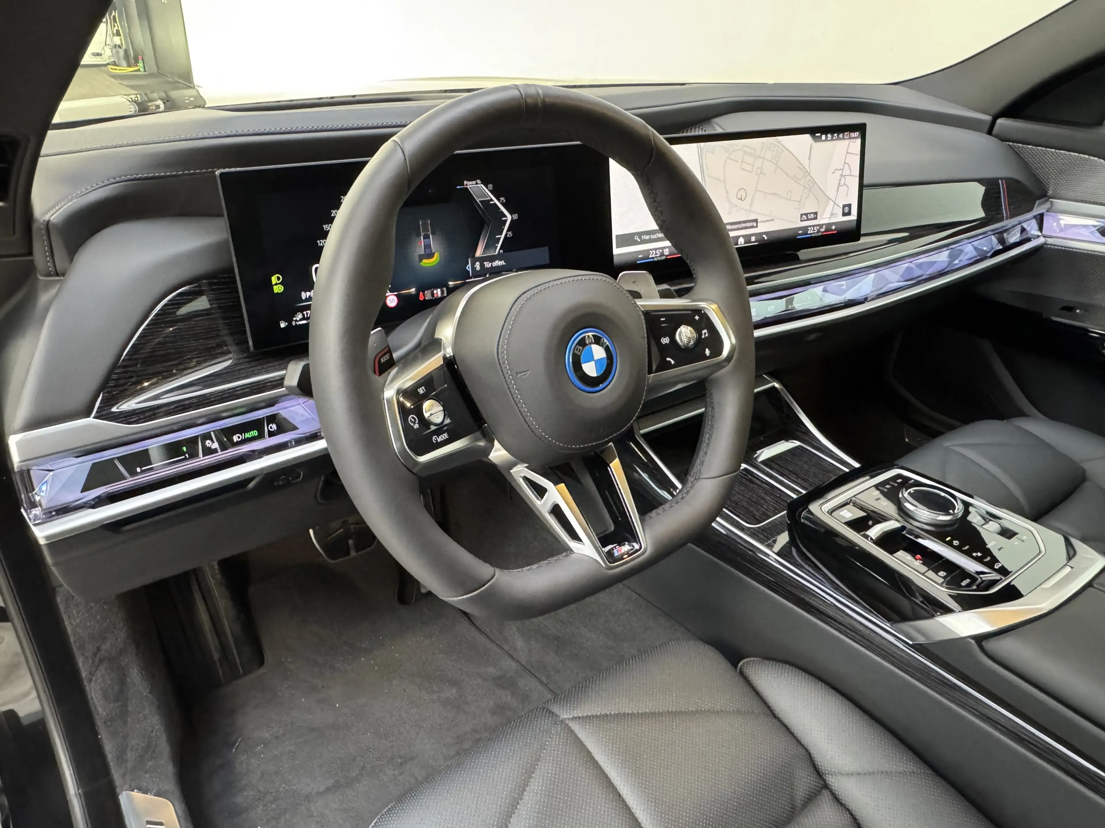 BMW 750 xDrive M Sport Pro AHK ACC 360° — photo 8