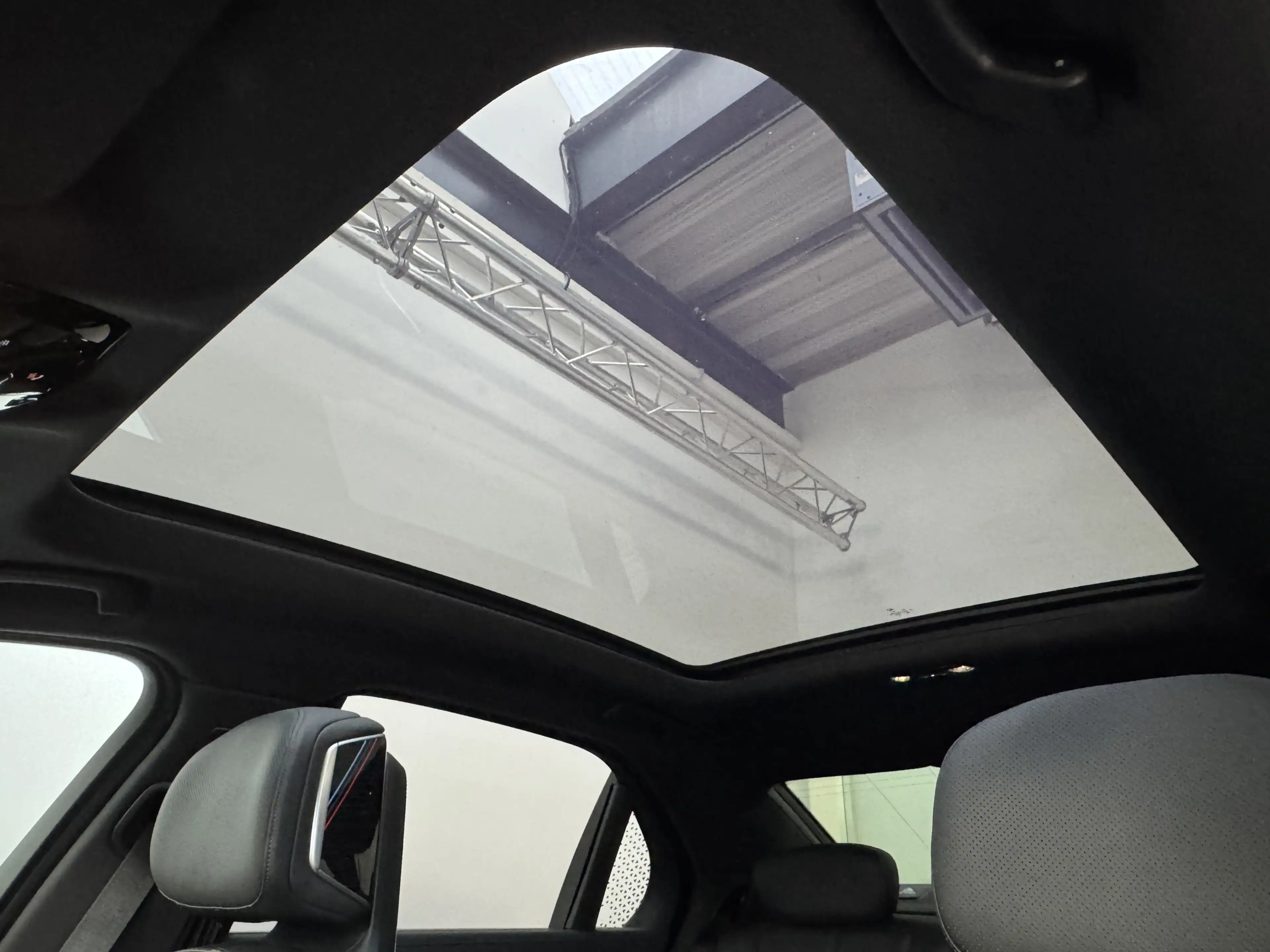 BMW 750 xDrive M Sport Pro AHK ACC 360° — photo 14