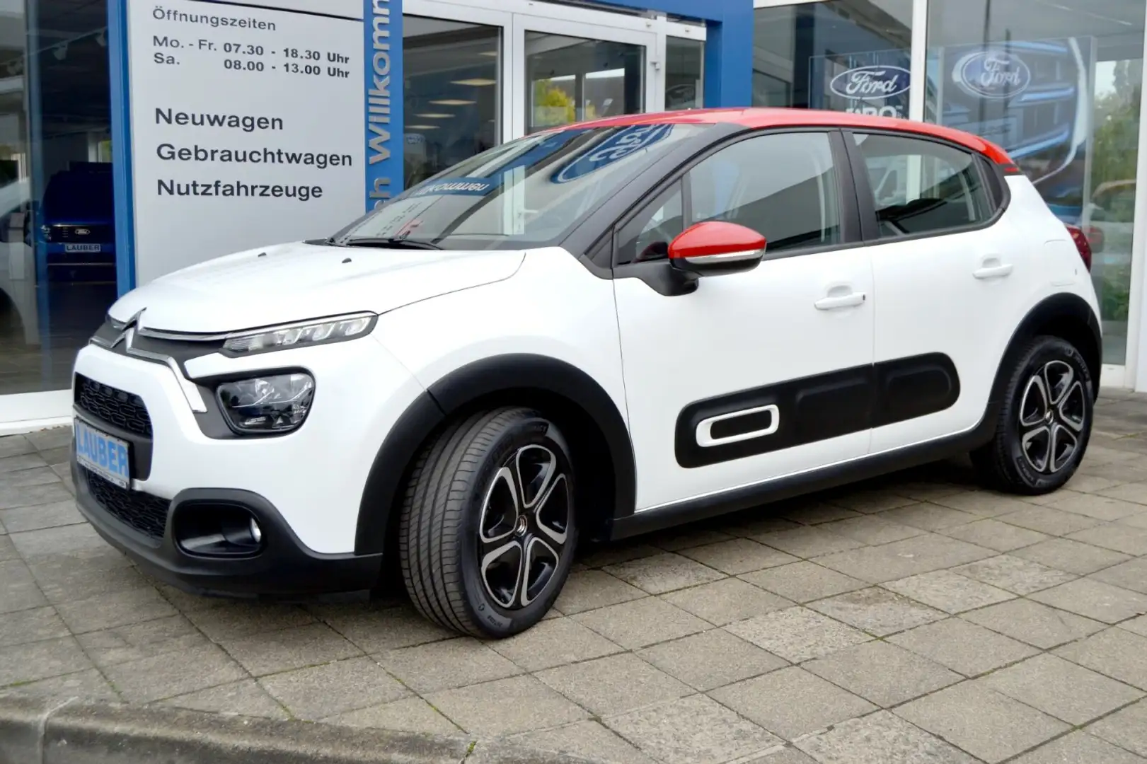 Citroen C3 C3 1,2 Feel AutoAC Navi+DAB PDC LED NSW Wit - 1