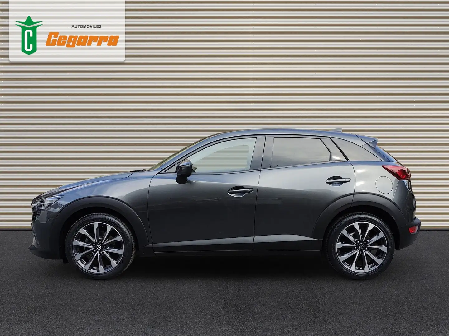 Mazda CX-3 2.0 Skyactiv-G Evolution 2WD 89kW Grau - 2