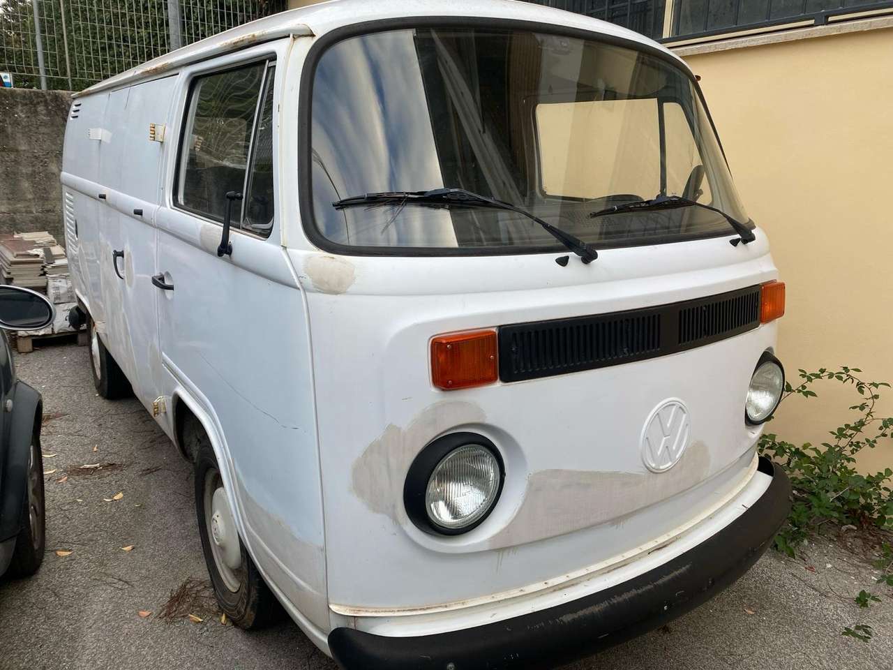 Volkswagen T2 MOTORE OK DA IMMATRICOLARE
